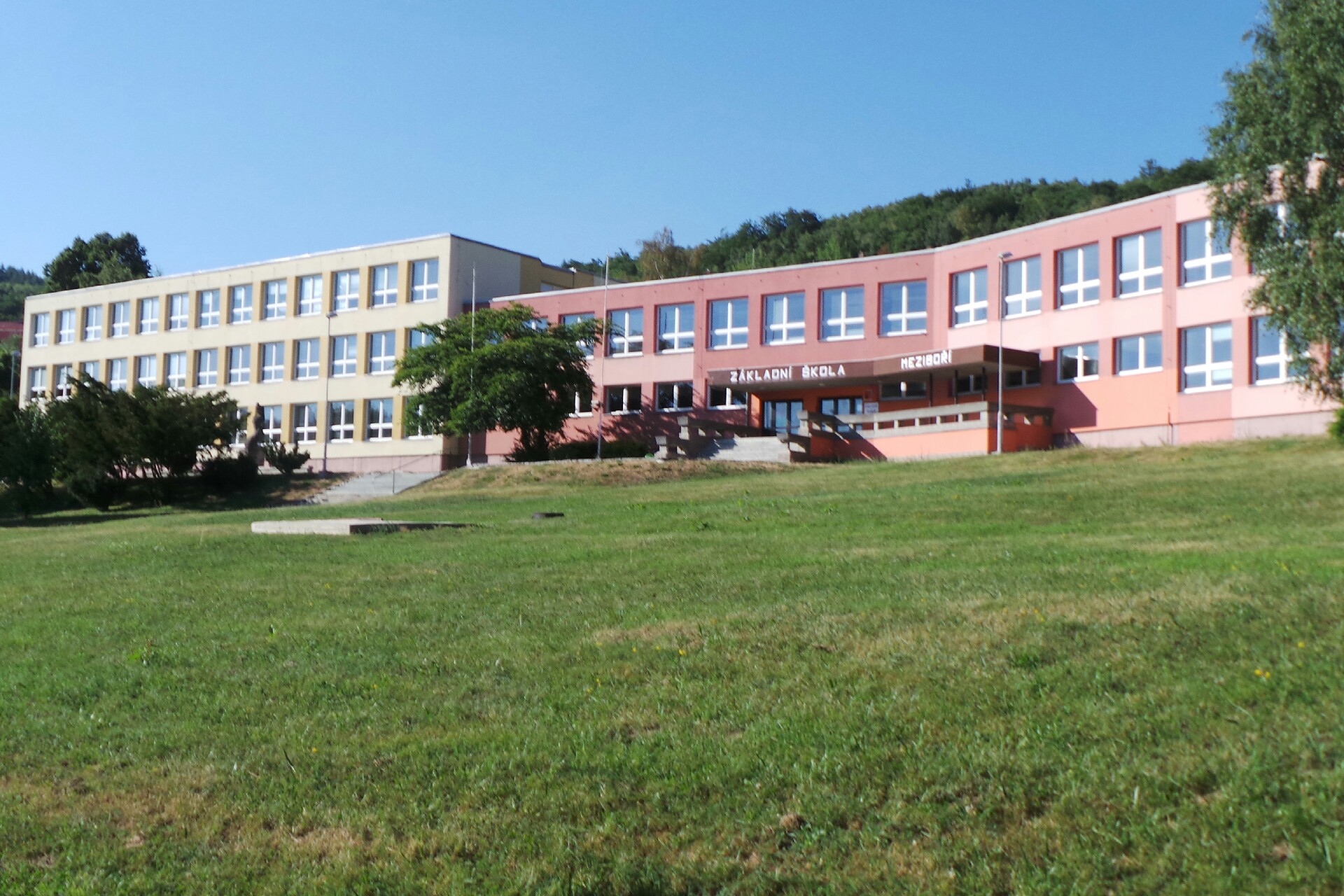 ZŠ a MŠ Meziboří