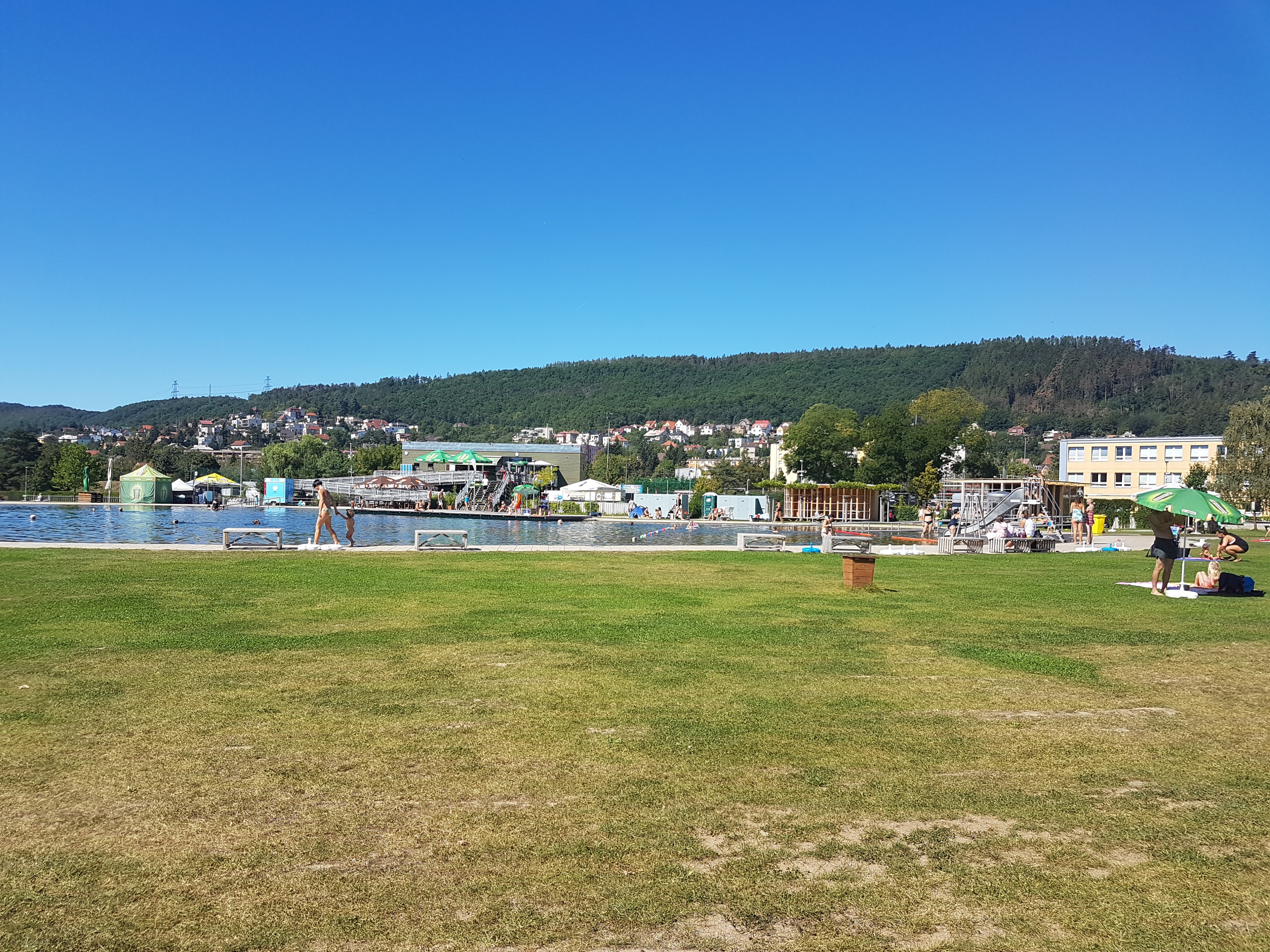 Občerstvení Biotop Radotín foto 2