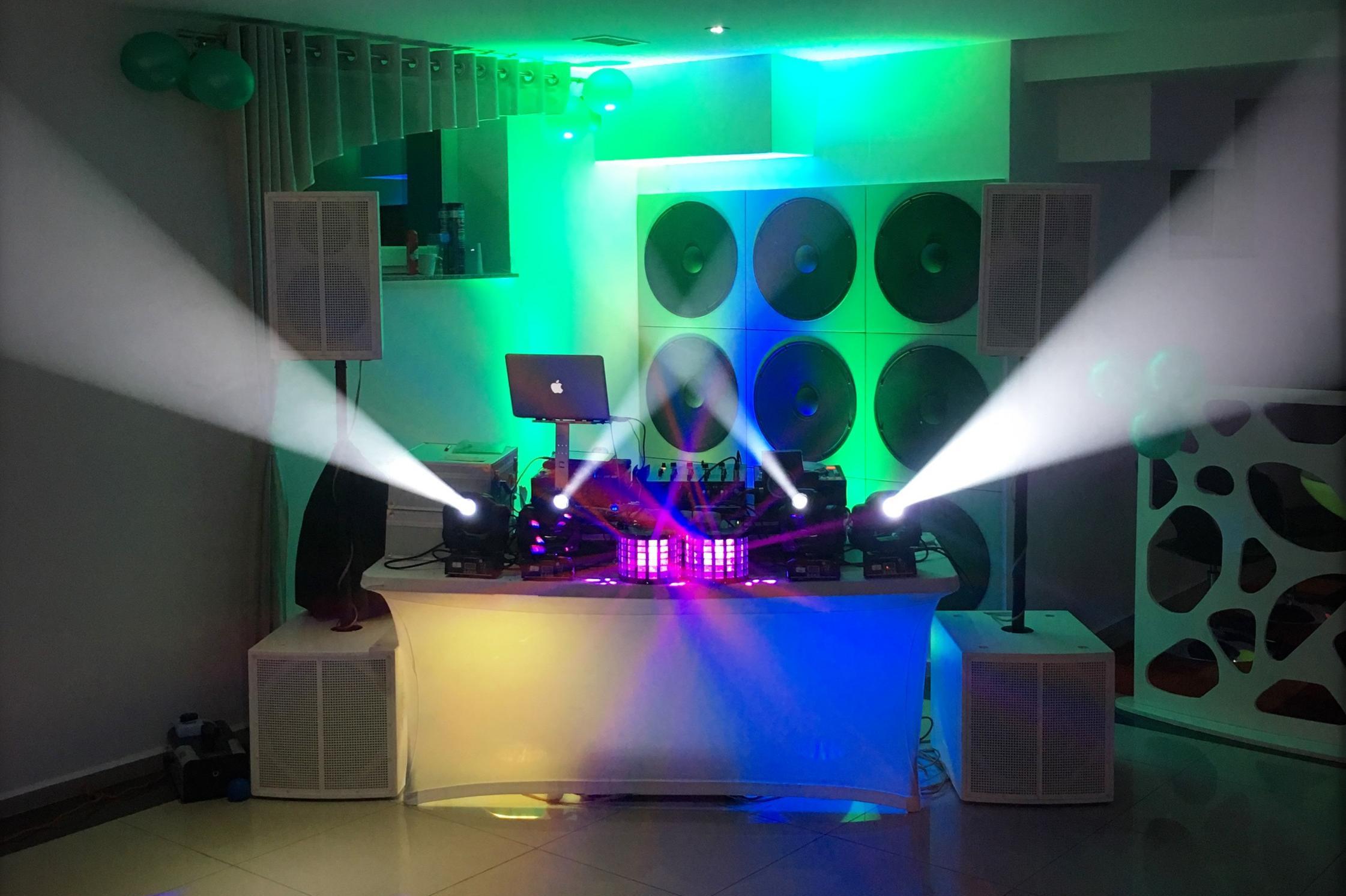 DJ Jiří Halák - roztančím také Váš večírek!