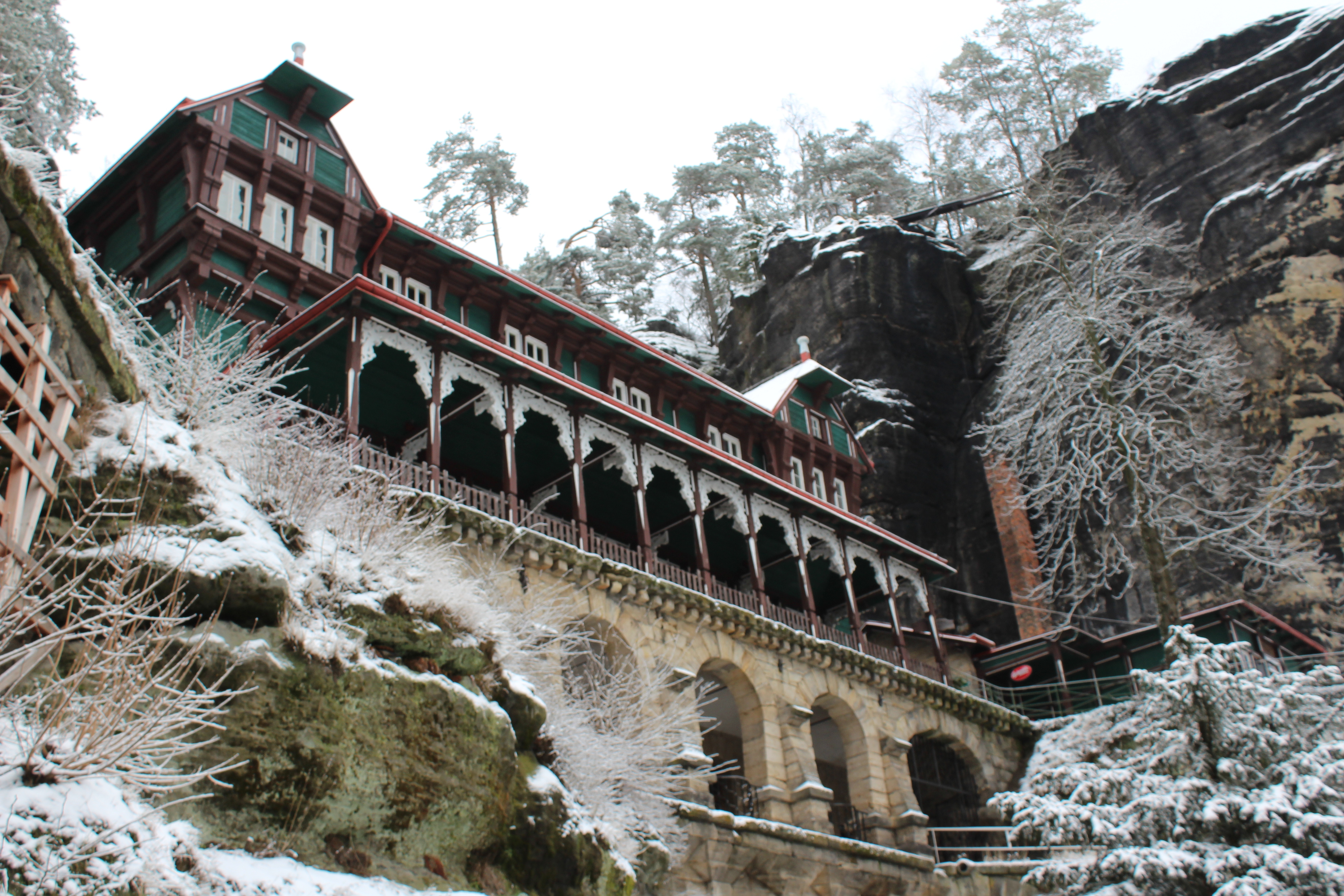 Restaurace Sokolí hnízdo foto 3