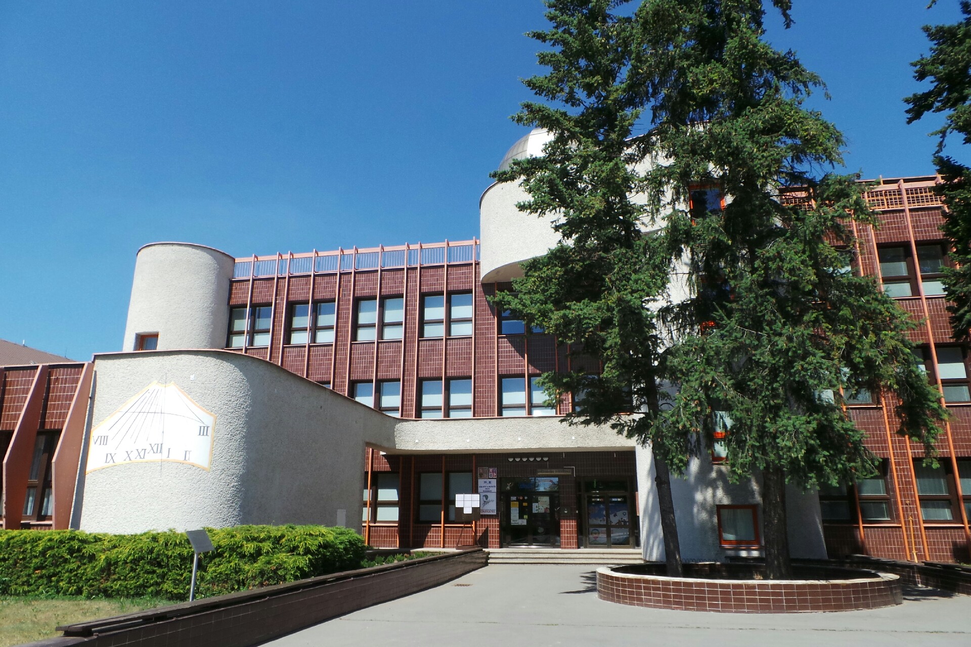 Základní umělecká škola BONIFANTES