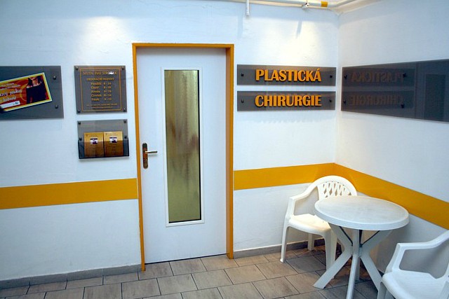 MUDr. Petr Sirotek - estetická a plastická chirurgie foto 6