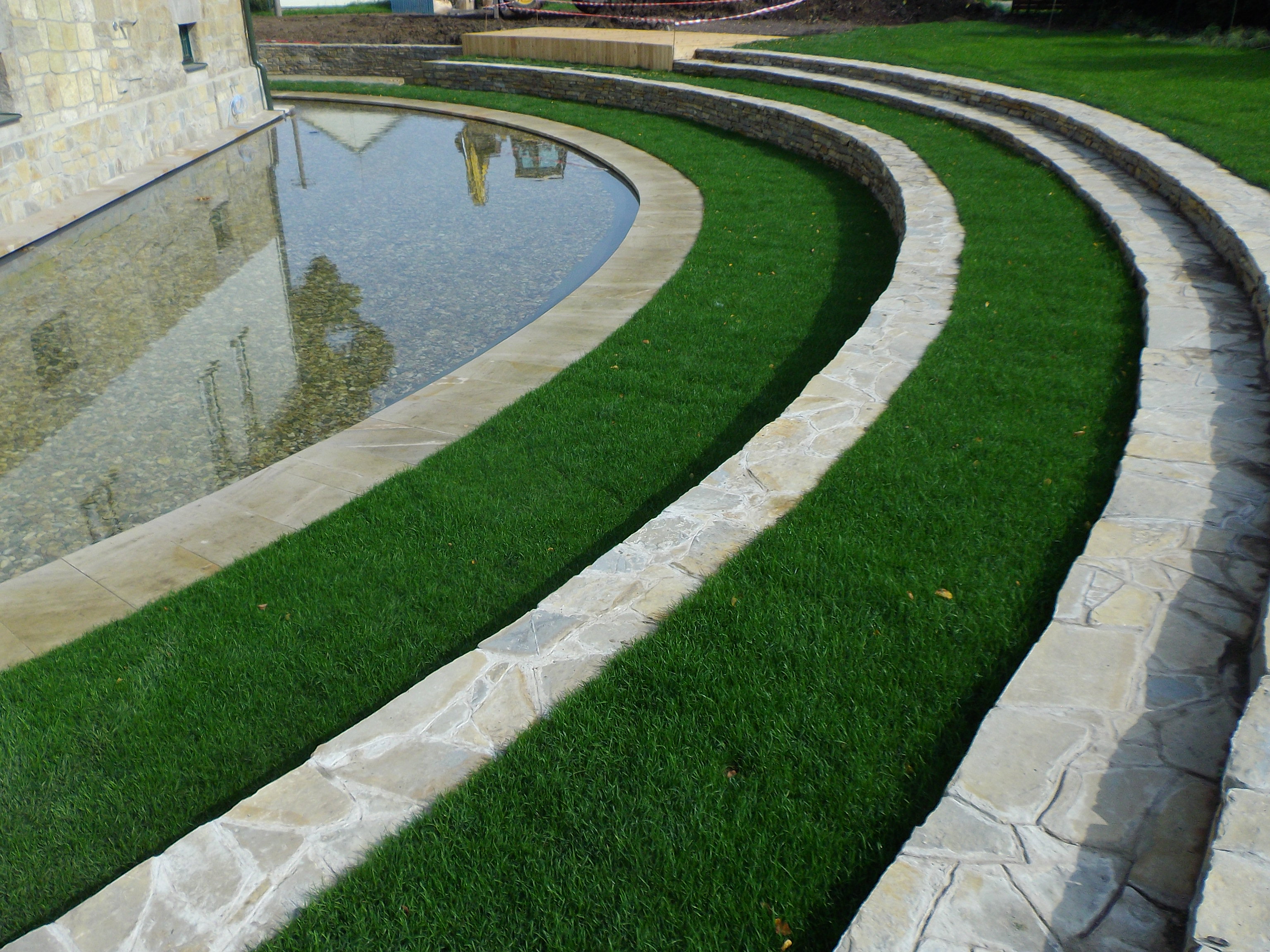 Ovocné a okrasné školky foto 2