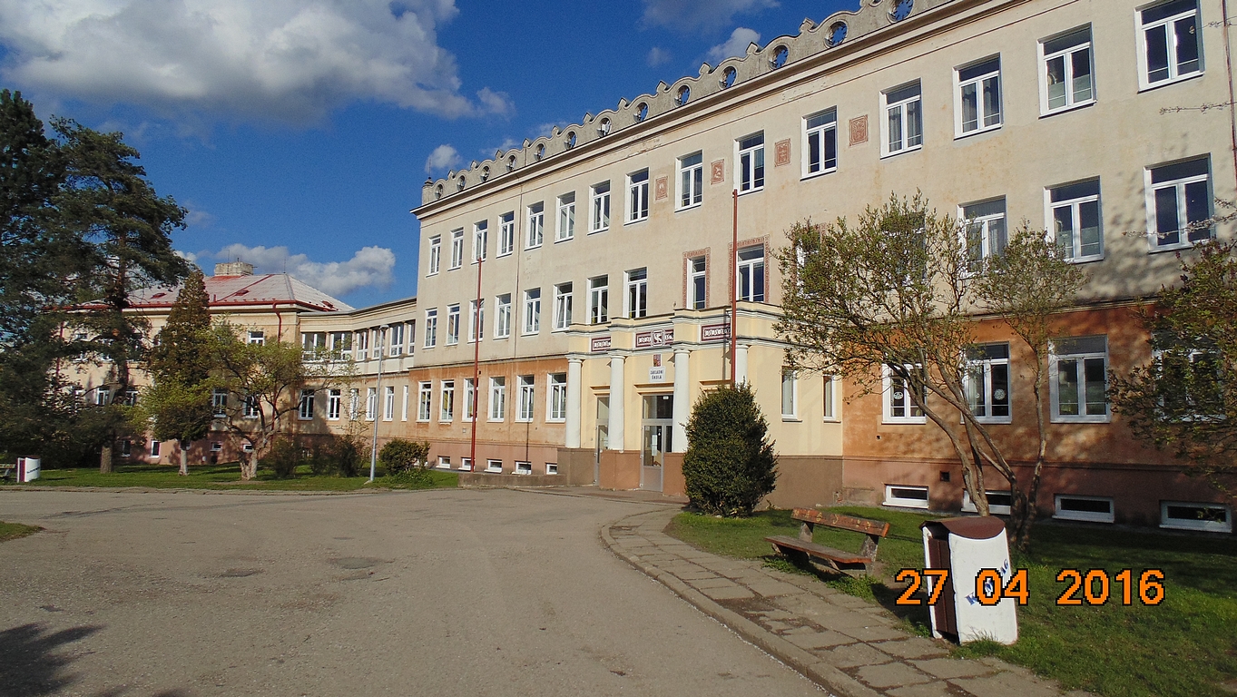 ZŠ Mníšek pod Brdy foto 2