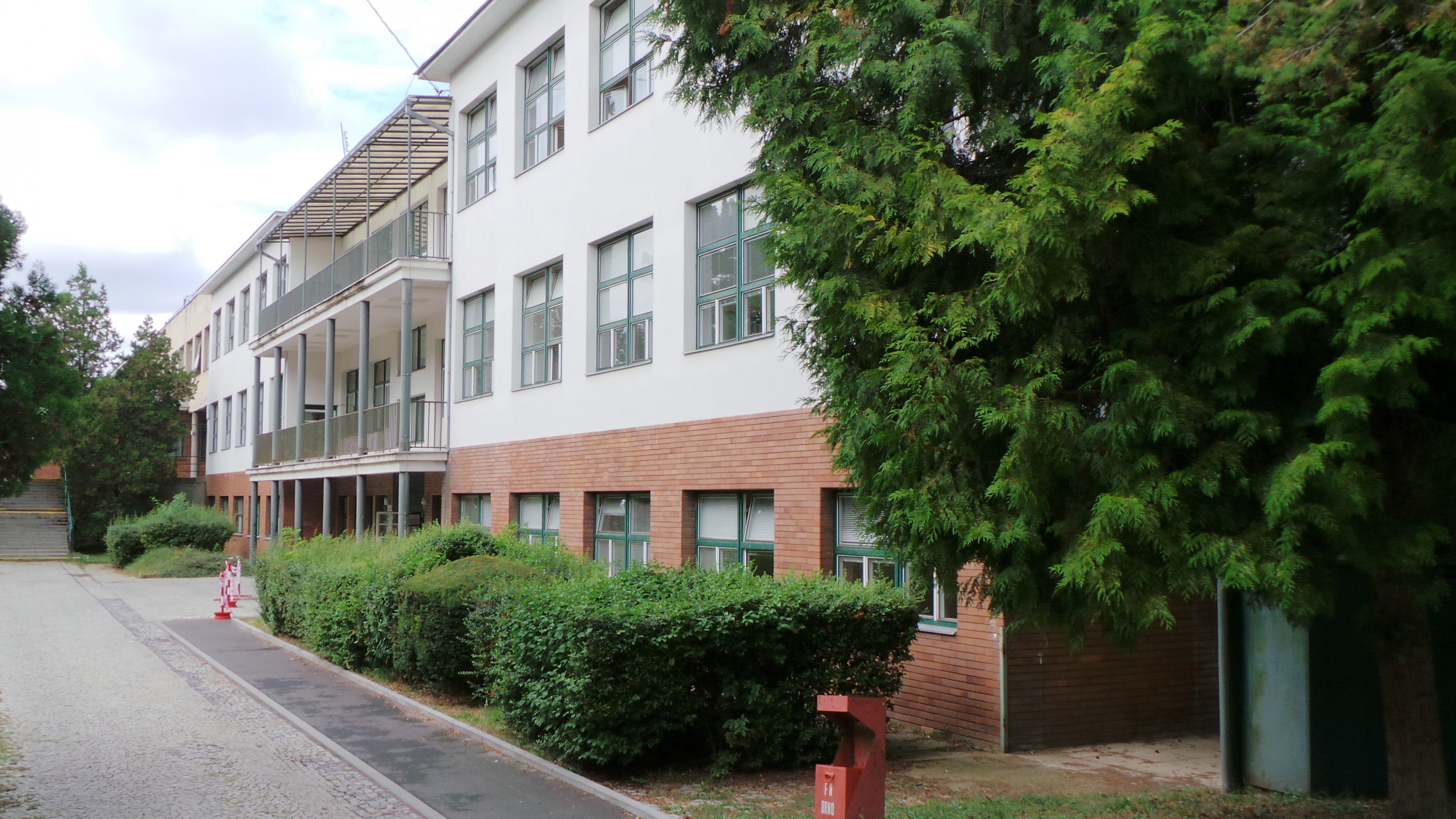 Infekční ambulance - Fakultní nemocnice Brno