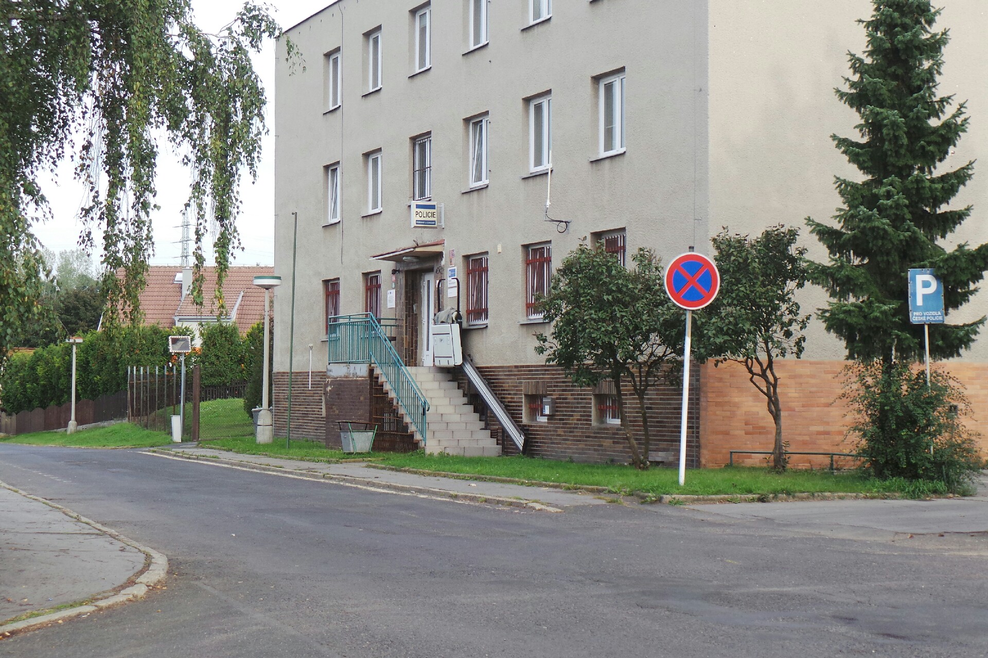 Policie ČR - Obvodní oddělení Bílina foto 2