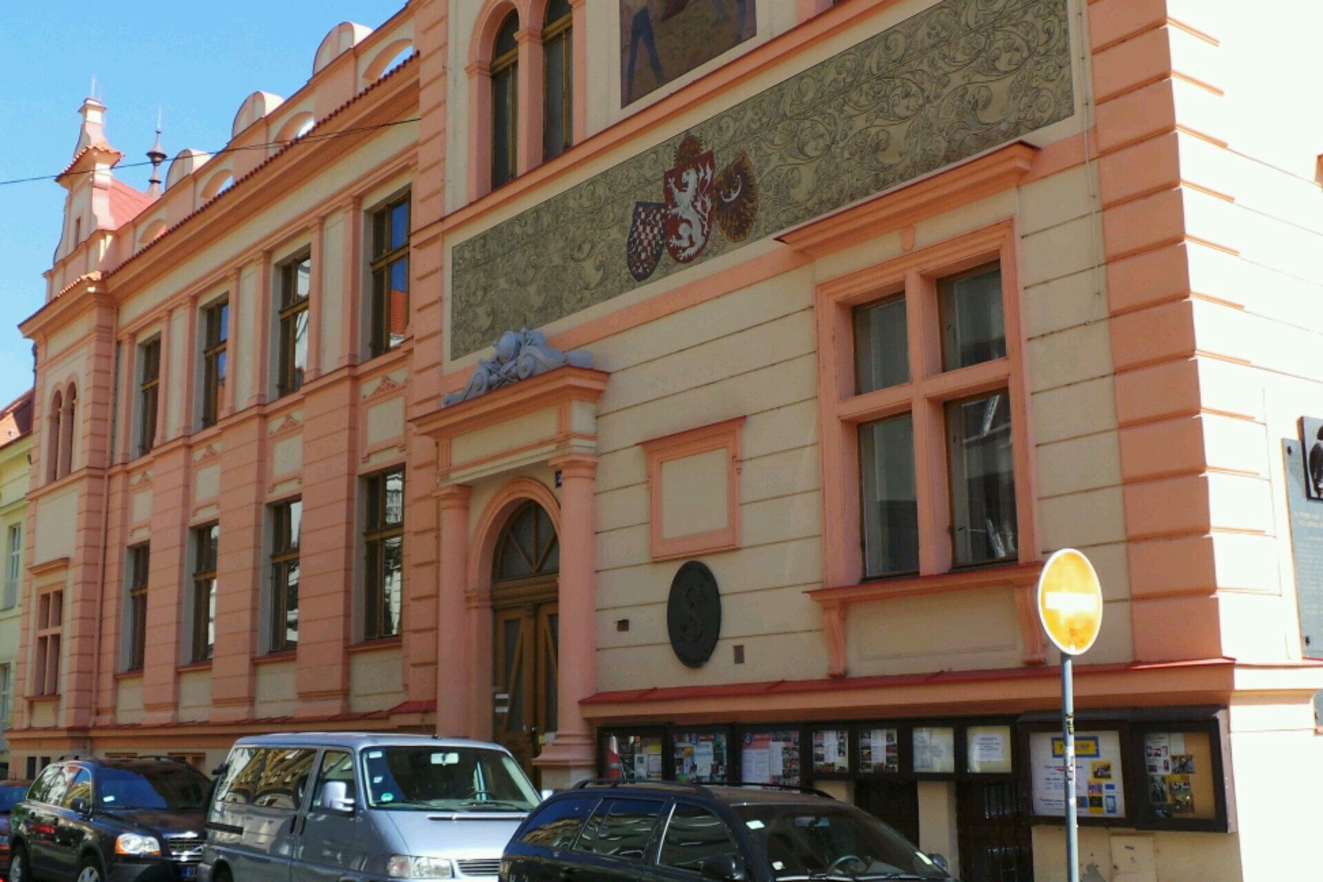 PRAŽSKÝ ROHOVNÍK foto 1