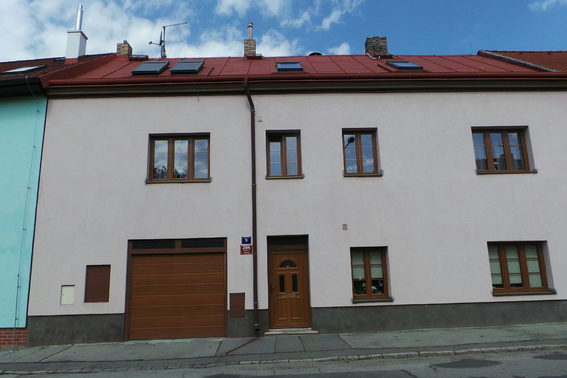 COMMEX INTERNATIONAL CORPORATION spol.s.r.o. foto 1