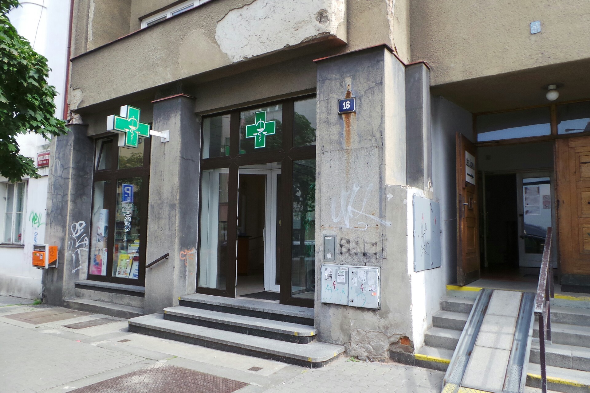 Lékarna Na Žižkově foto 2