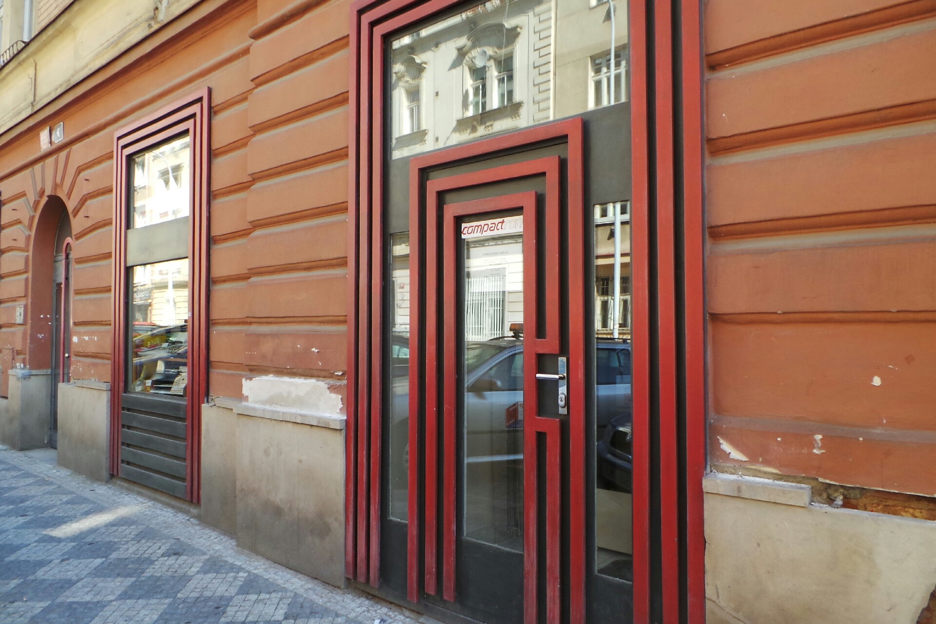 COMPACTRON spol. s r.o.