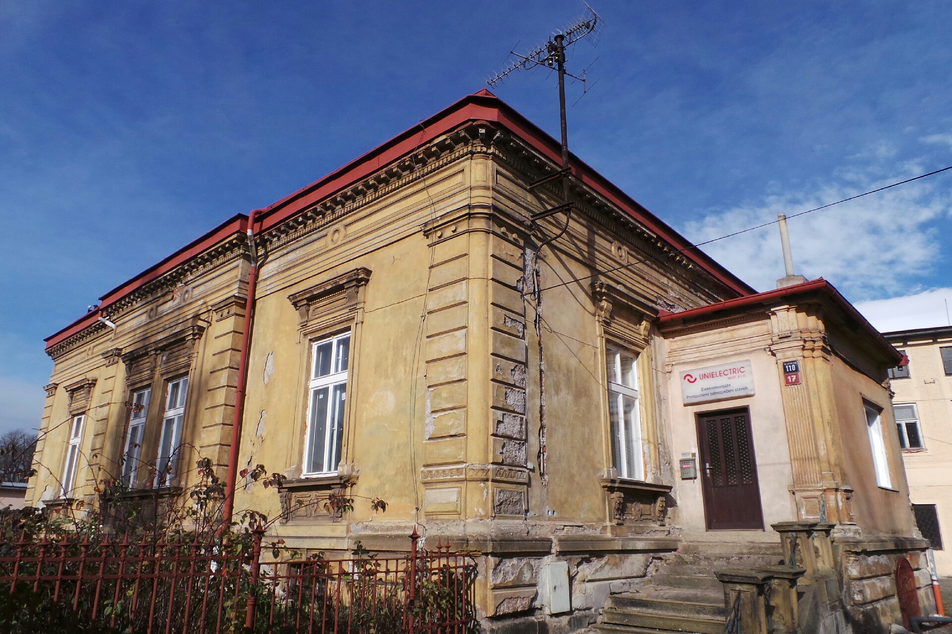 UNIELECTRIC, spol. s r.o.