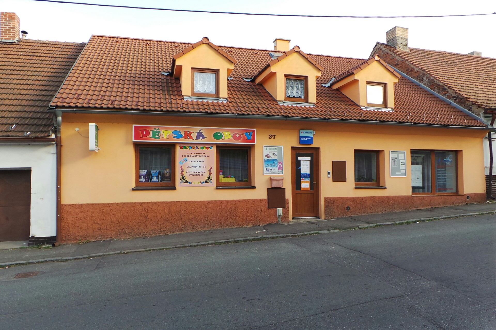 Astorie a.s. | S lehkostí světem financí