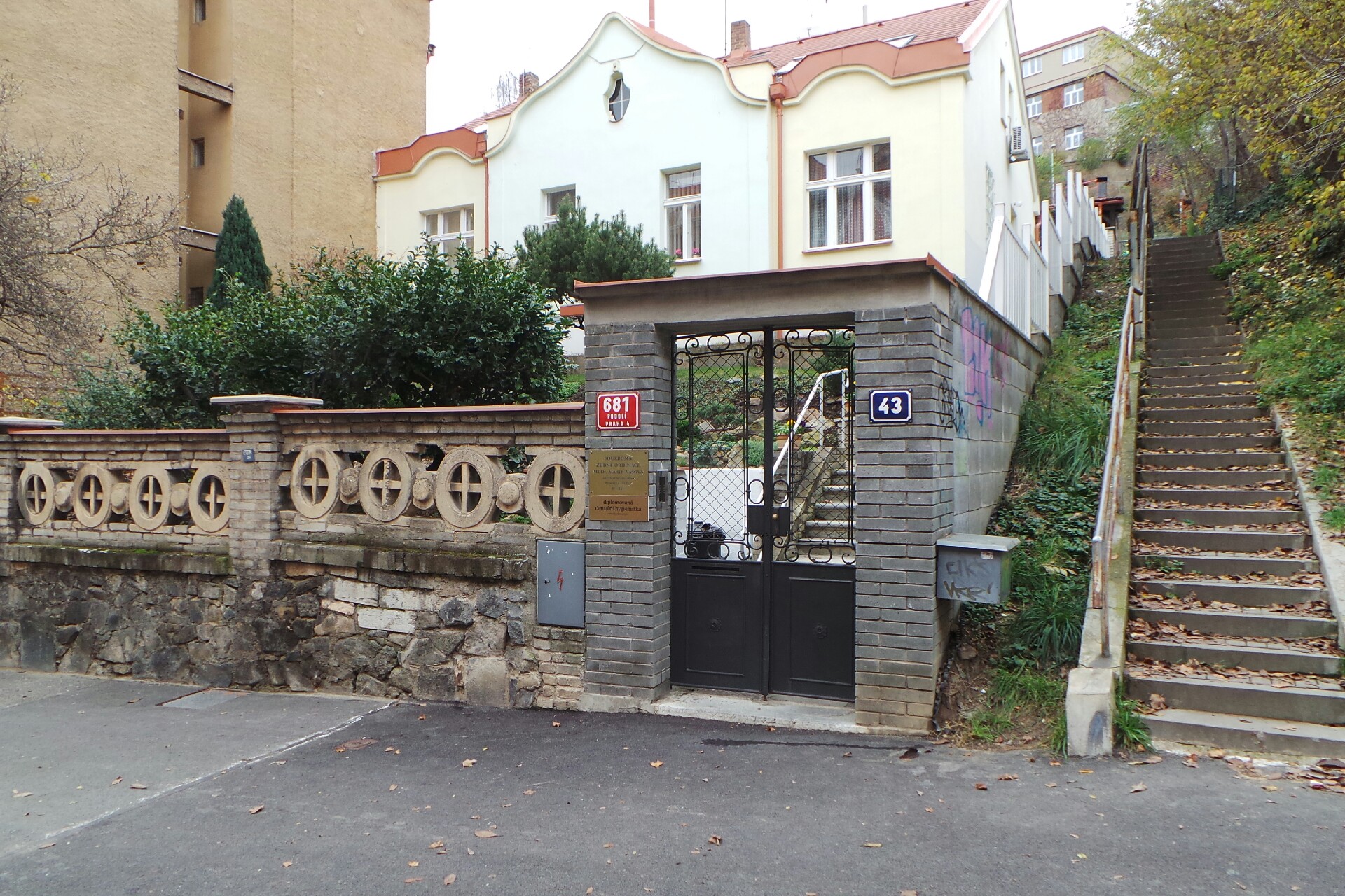 MUDr. Marie Vášová