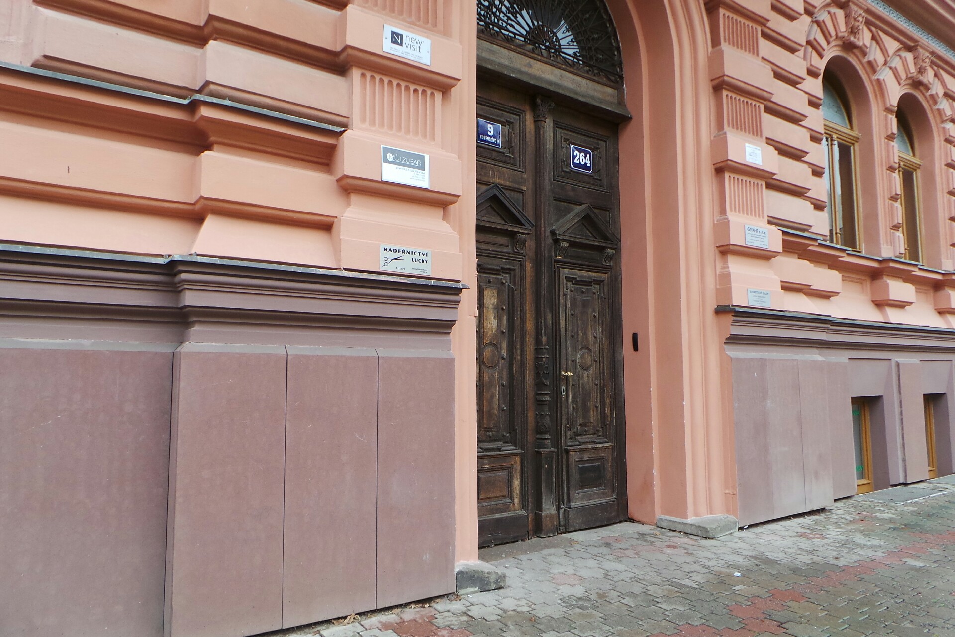 Kosmetický salon Institut ESTHEDERM - Naděžda Elsnerová