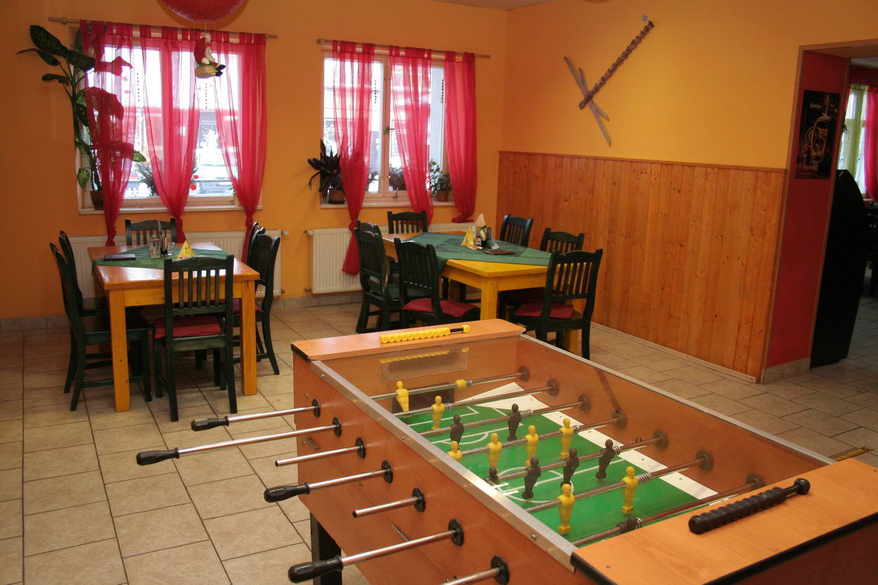 Bowling club & bar Frýdlant foto 6