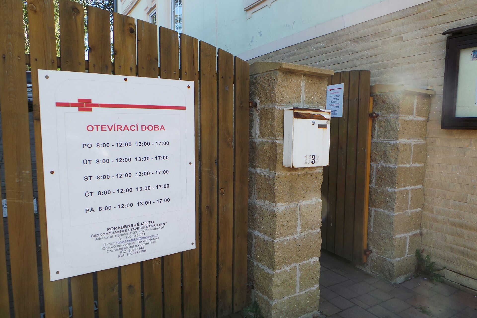 Lenka Štolzová - finanční poradenství