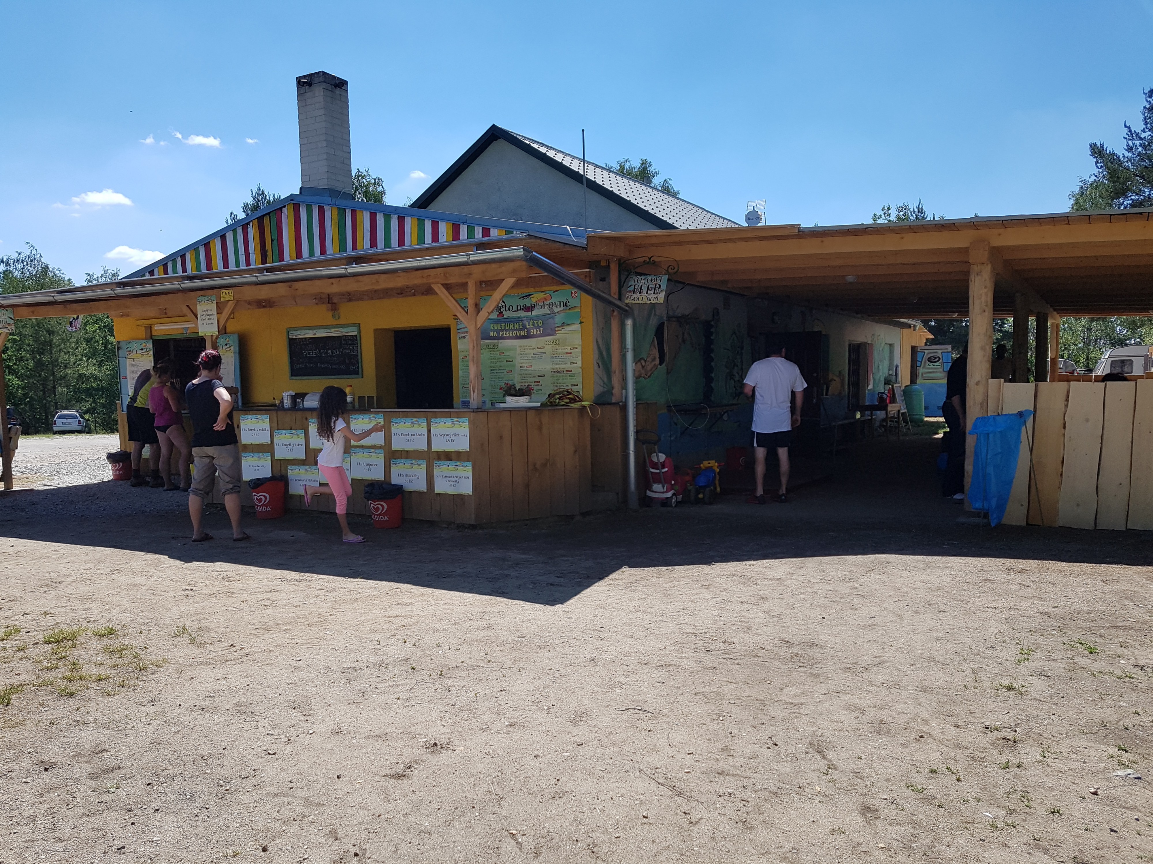Občerstvení na Pískovně foto 2