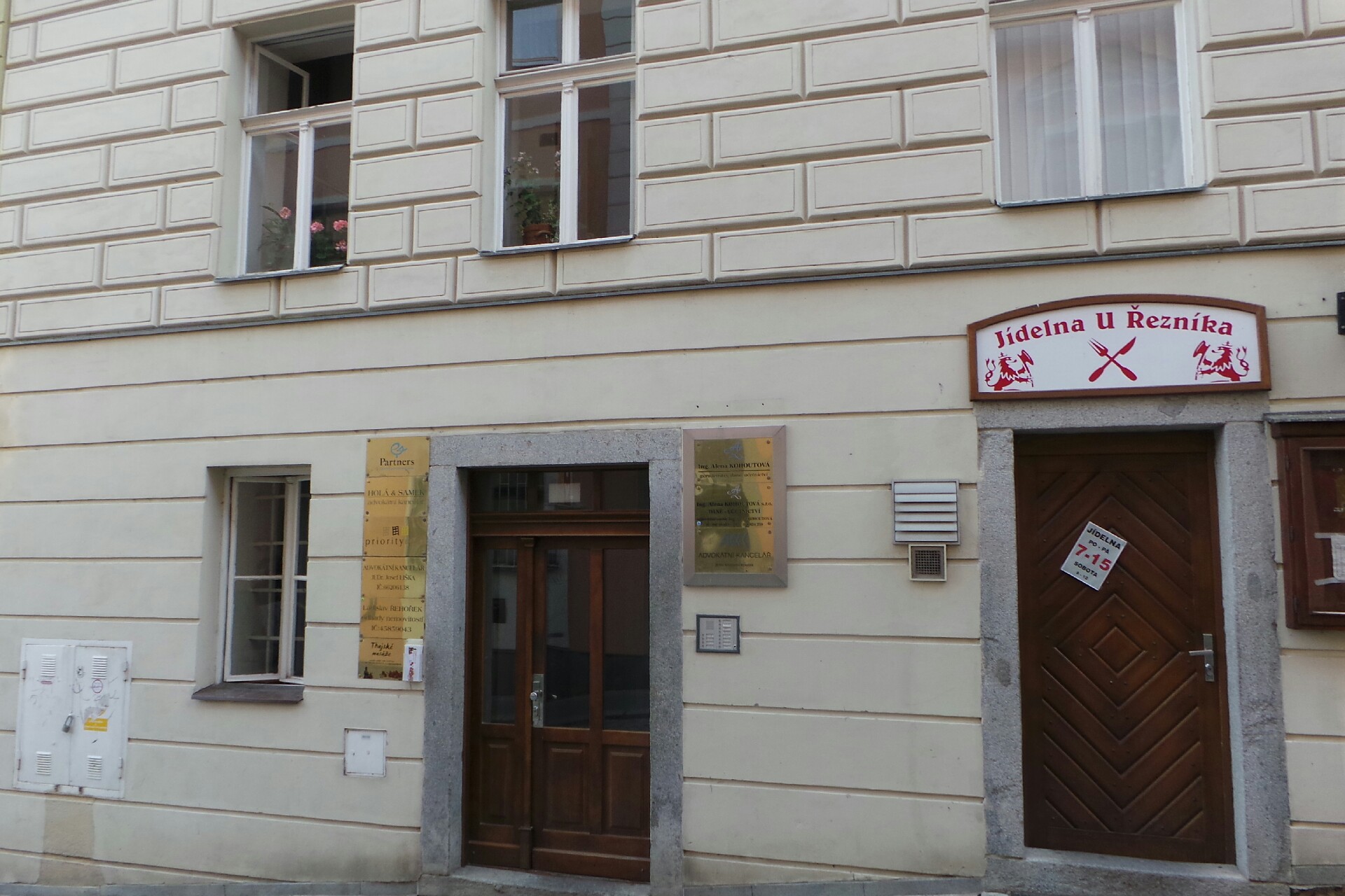 HOLÁ & SAMEK, advokátní kancelář