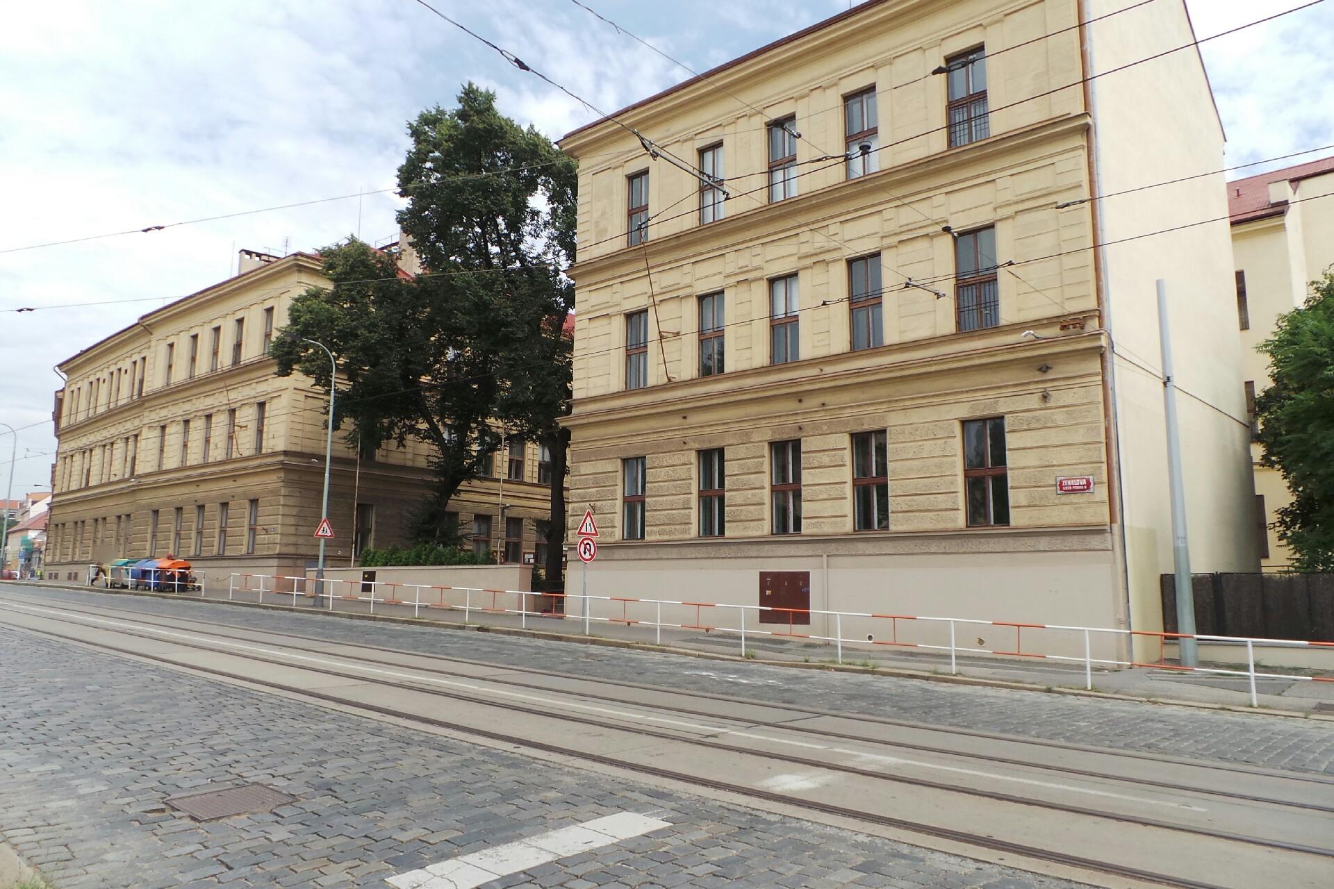 ZŠ Bohumila Hrabala, Praha 8