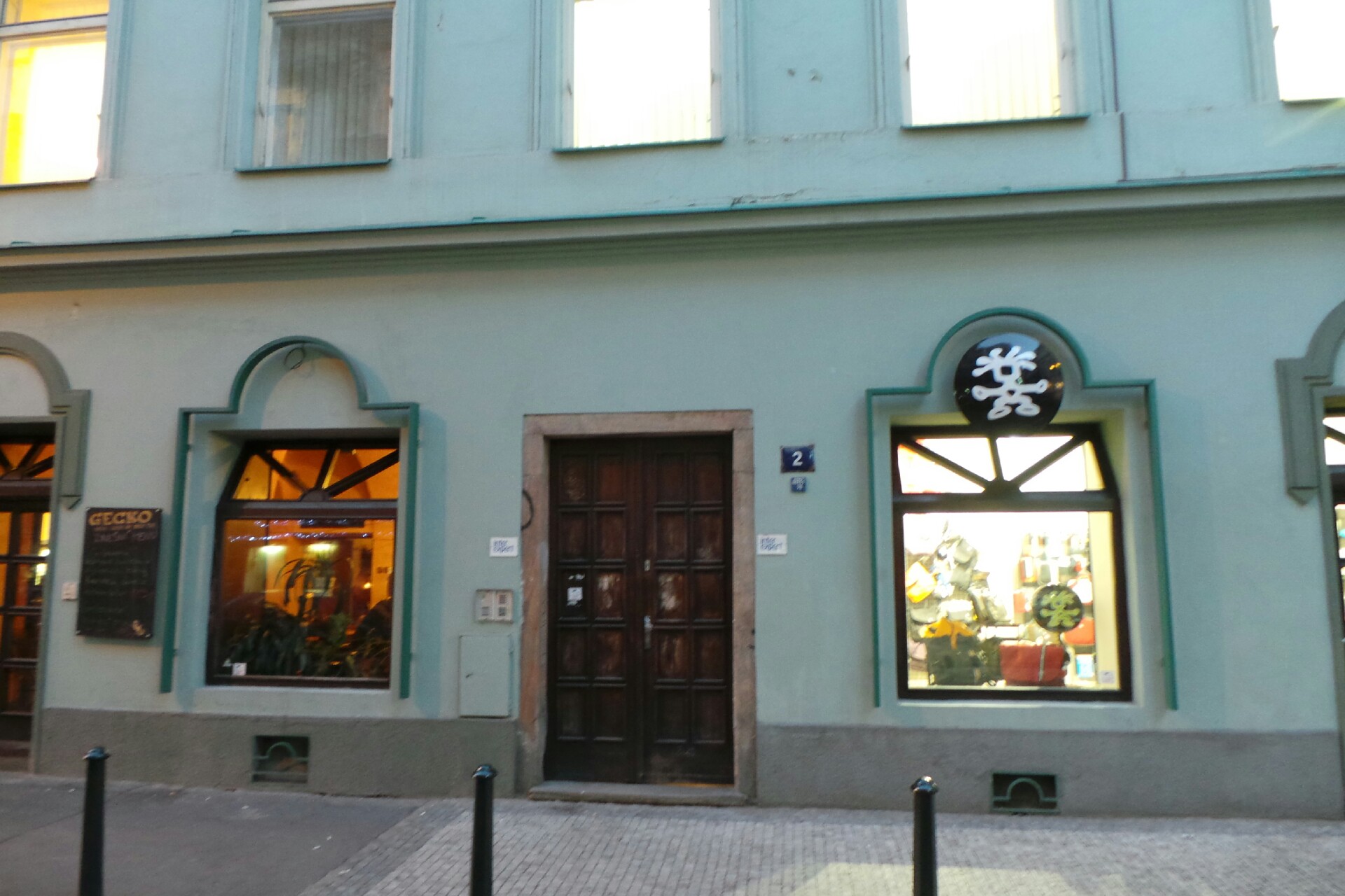 INTEREXPERT BOHEMIA, spol. s r.o.