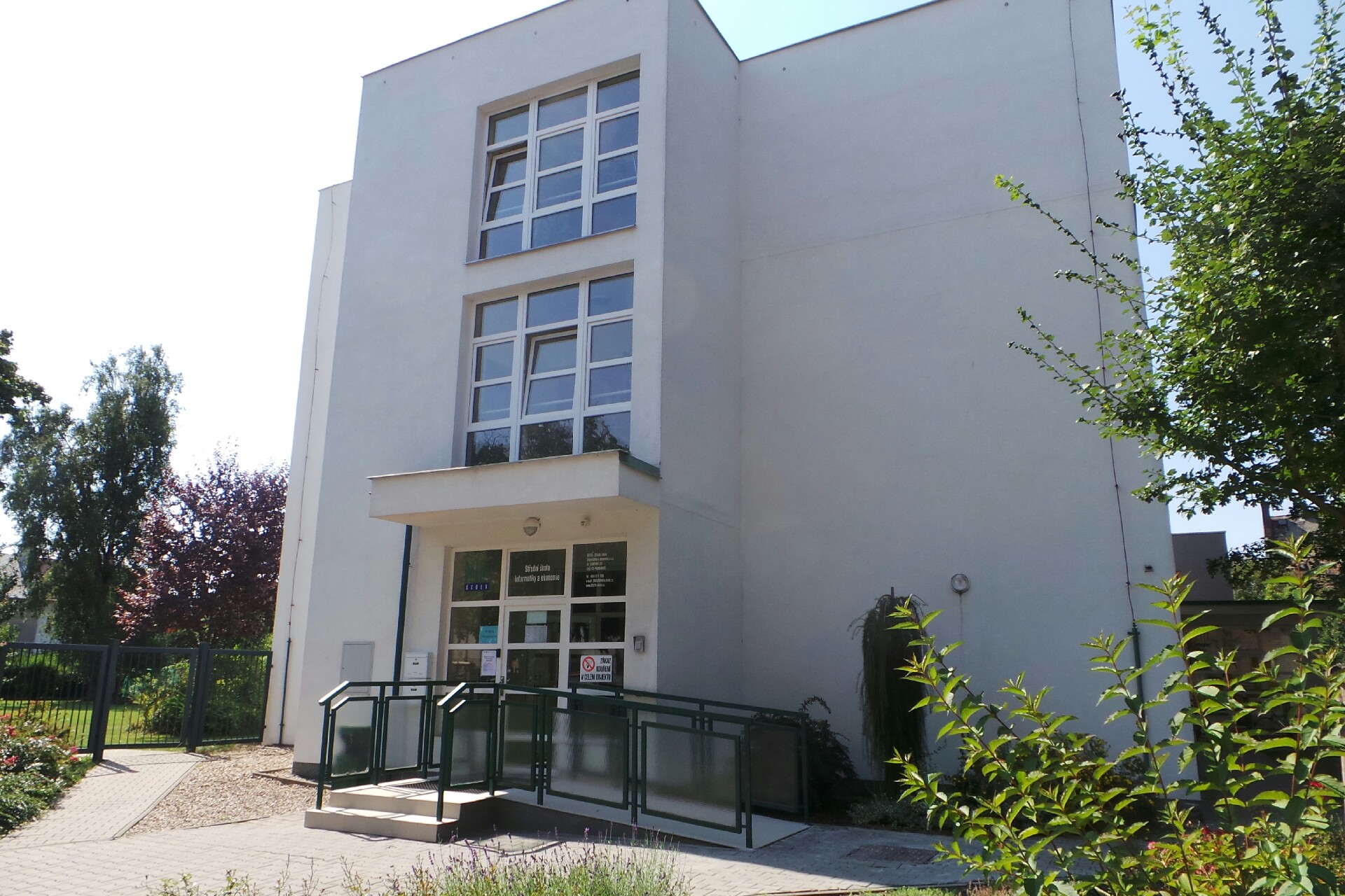 DELTA - Střední škola informatiky a ekonomie, s.r.o.