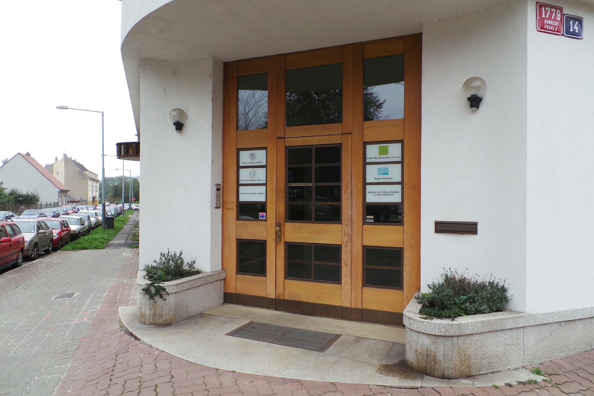 Knihovna Nadace Bohuslava Martinů