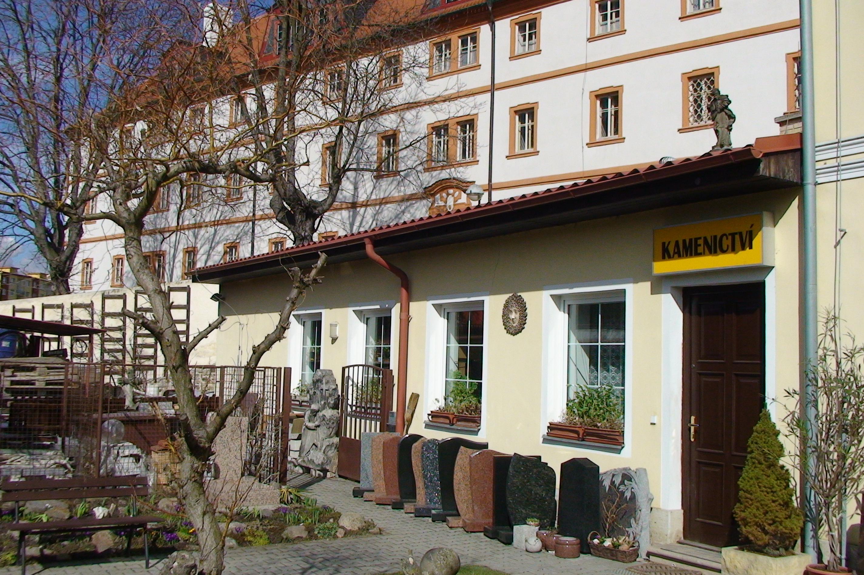 KAMENICTVÍ KADAŇ