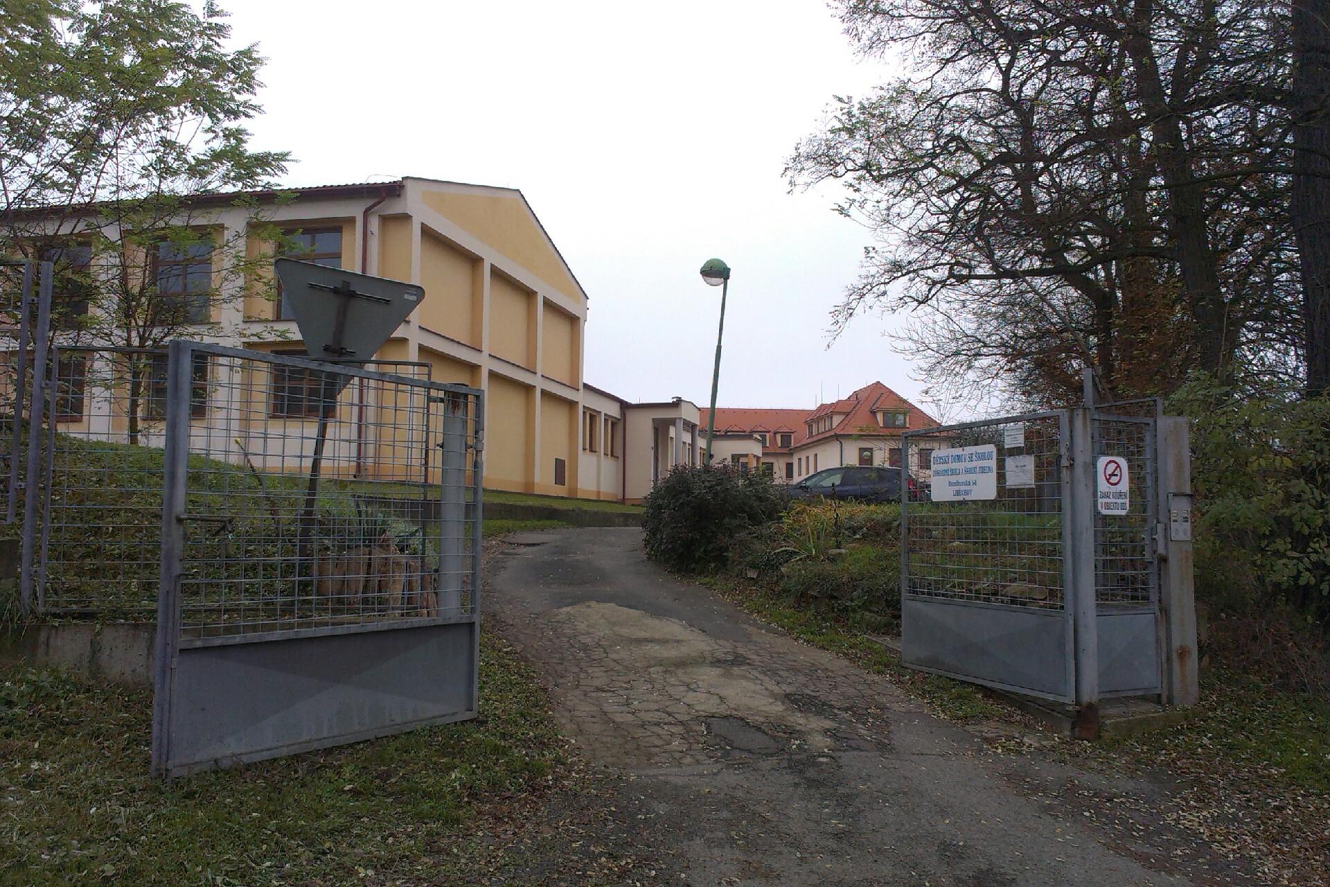 Dětský domov se školou, ZŠ a školní jídelna, Liběchov