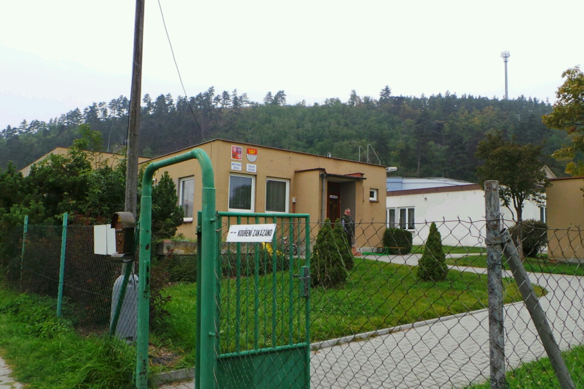 ZŠ a MŠ Králův Dvůr, Jungmannova