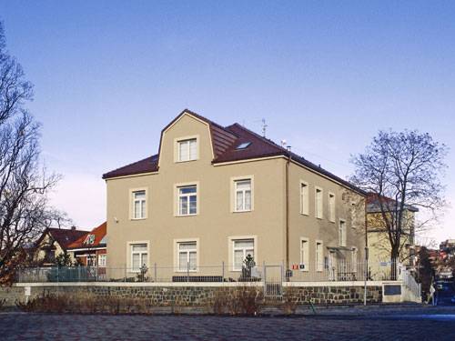 Into Education foto 2