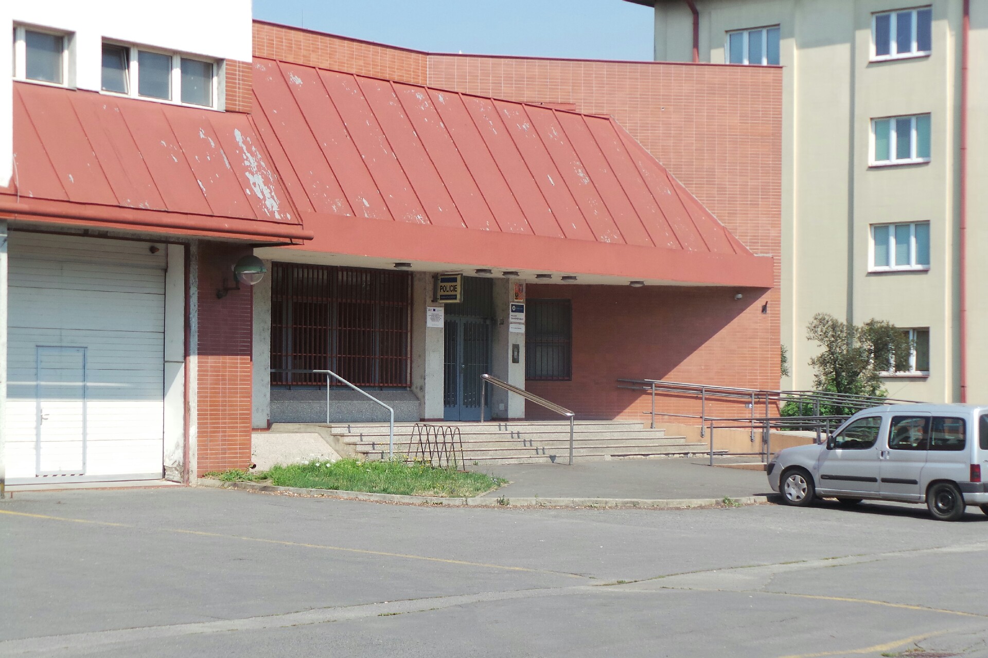 Policie ČR - Obvodní oddělení Čelákovice foto 2