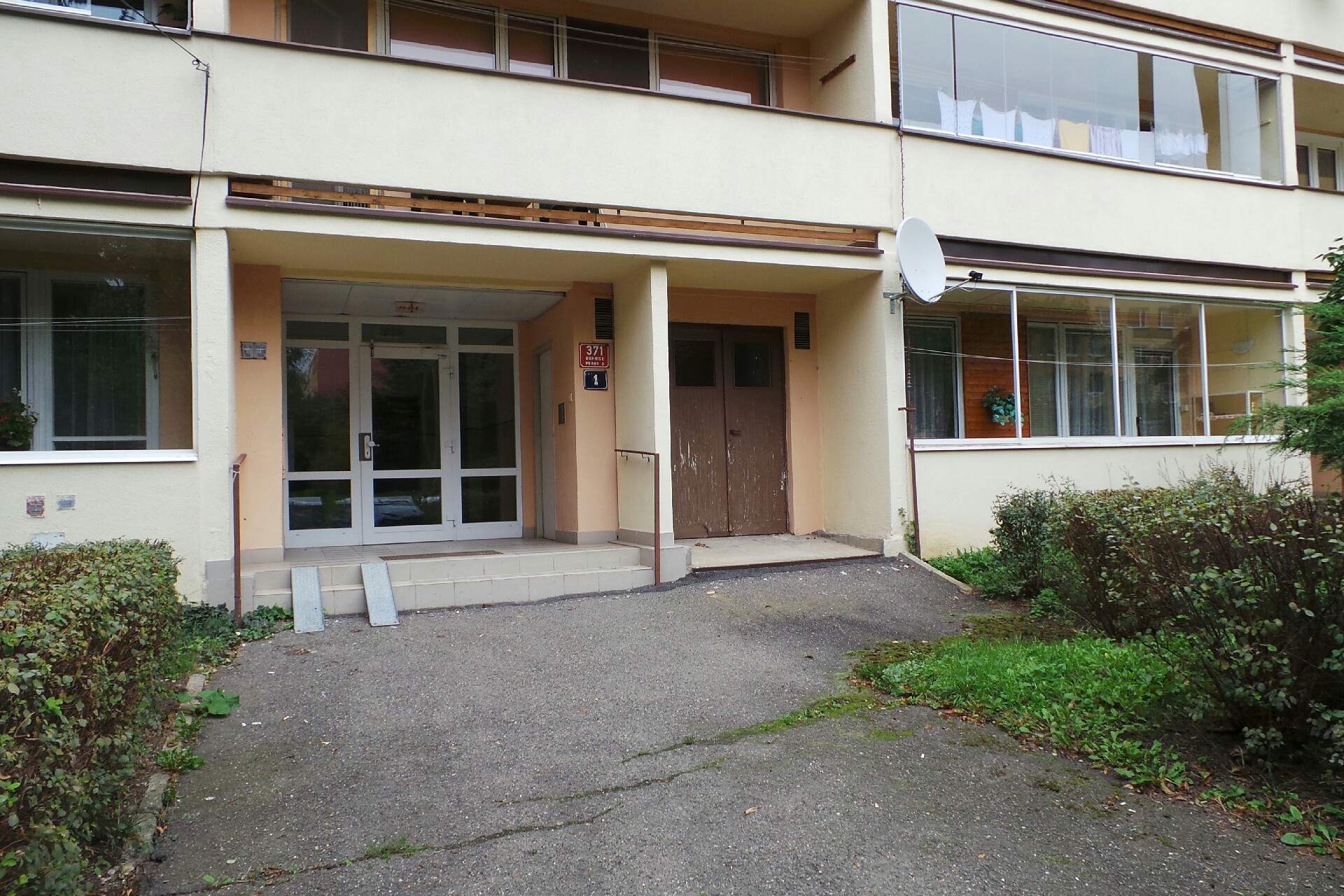 Ing. Yvona Pavlovská - Fialová foto 1