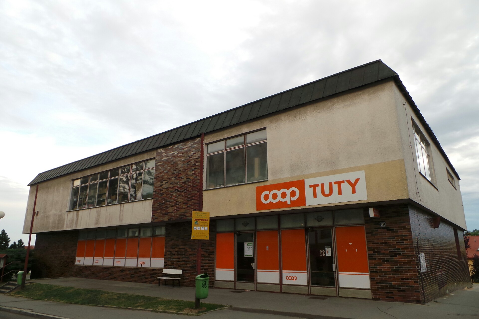 COOP - TUTY
