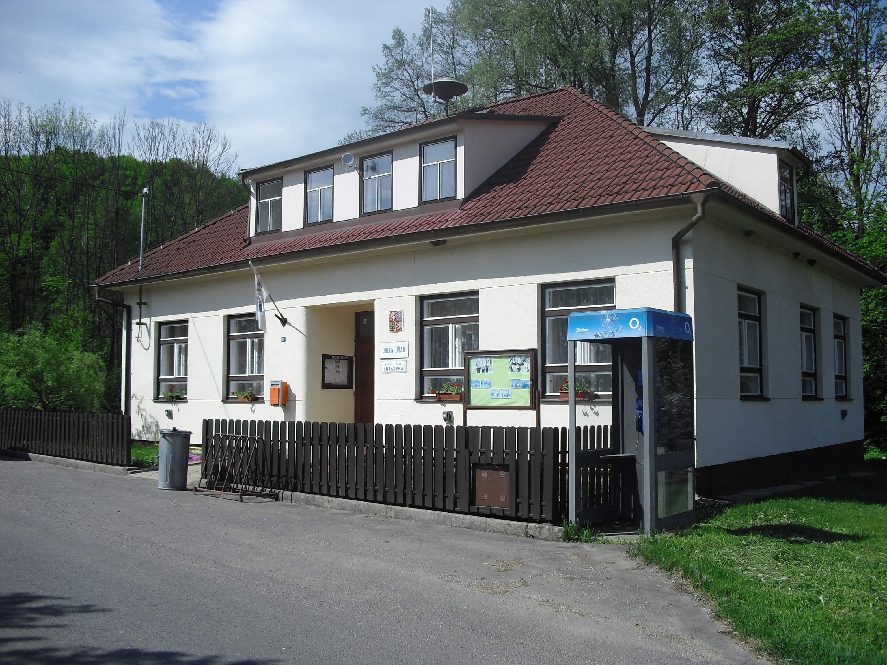 Obecní knihovna Vápenice