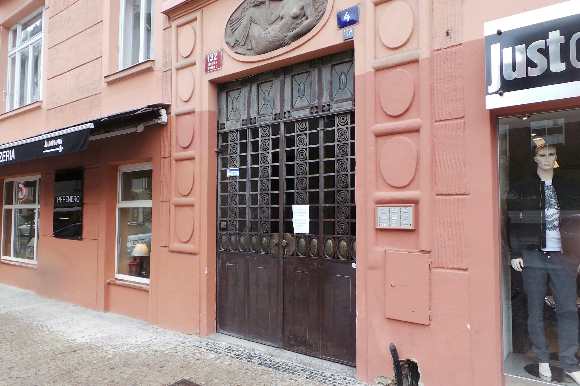 Mgr. Jiří Oswald, advokát