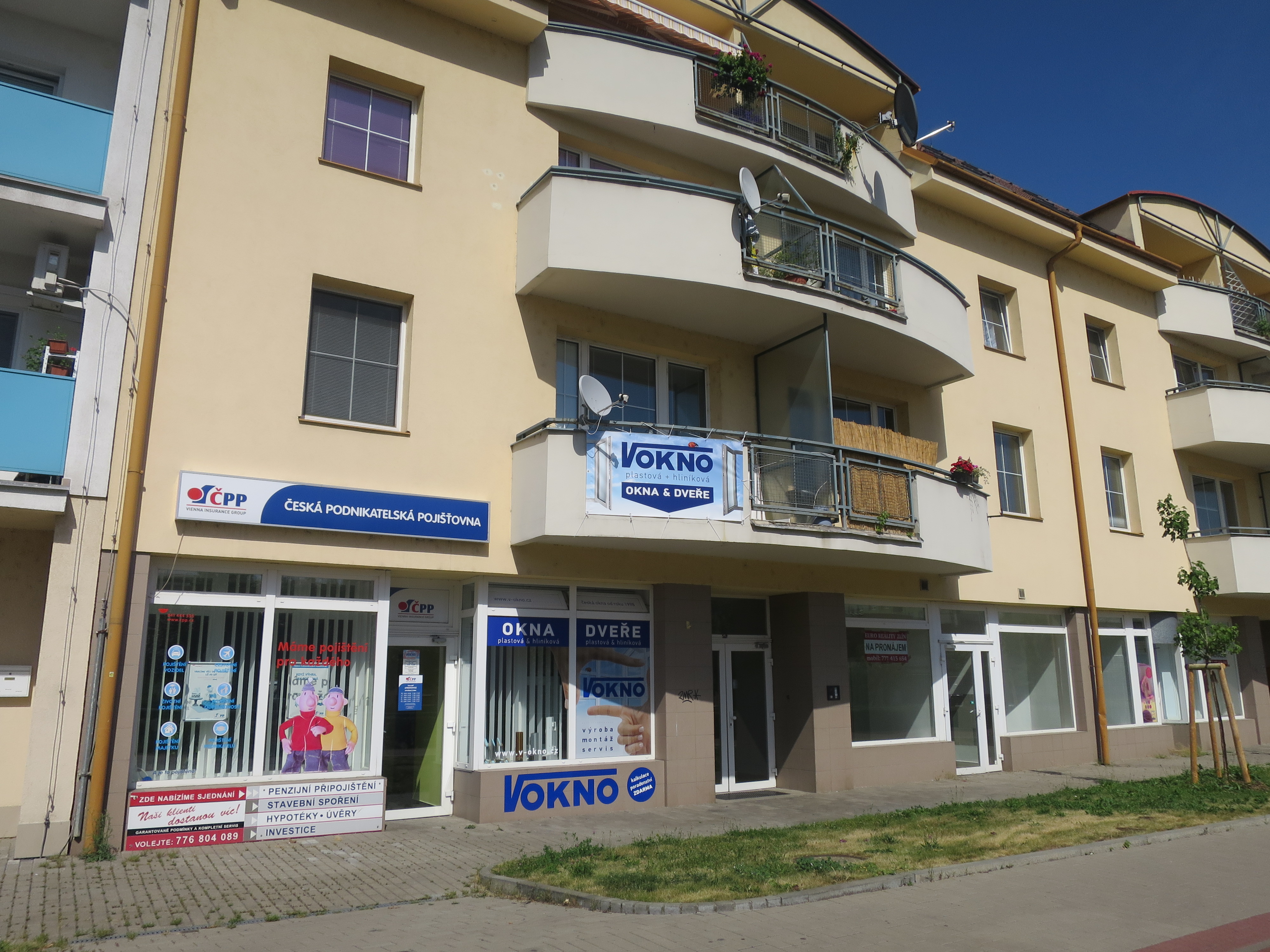 V okno s.r.o. plastová a hliníková okna a dveře foto 3