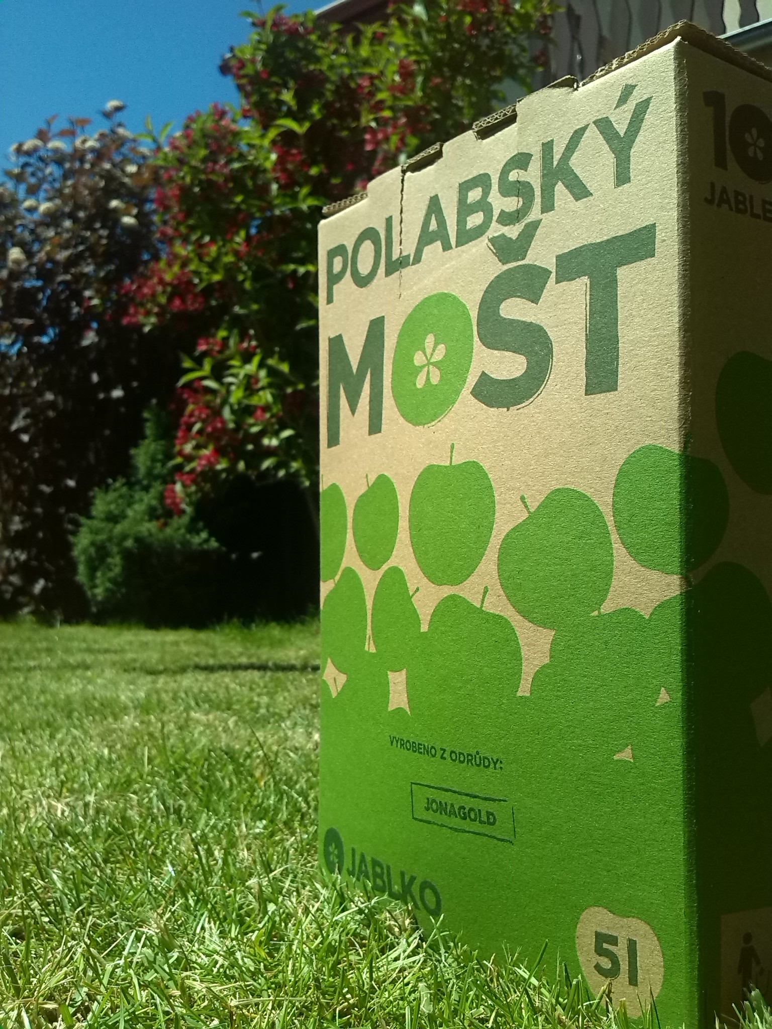 Polabský mošt, s.r.o. - CIDER MAGNETIC APPLE foto 2