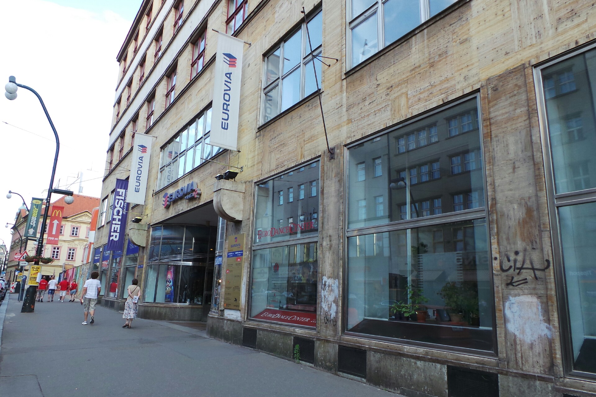 První pražská komerční a právní kancelář, s.r.o.