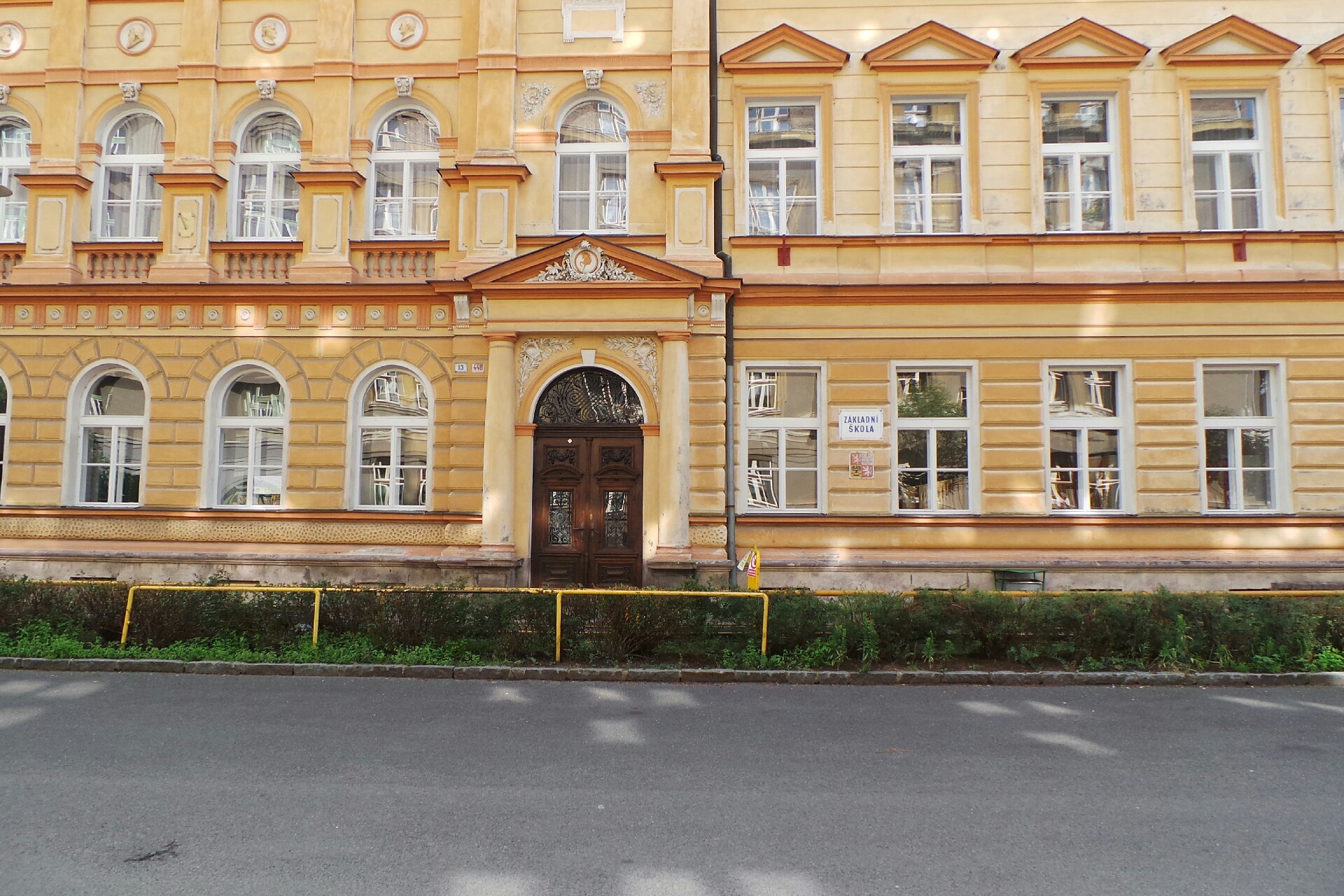 ZŠ Pardubice, Štefánikova