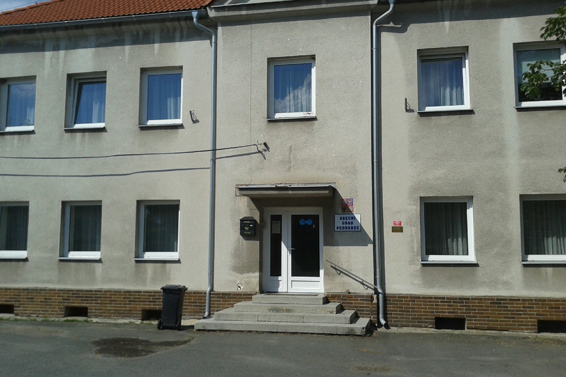 Pernarec - obecní úřad
