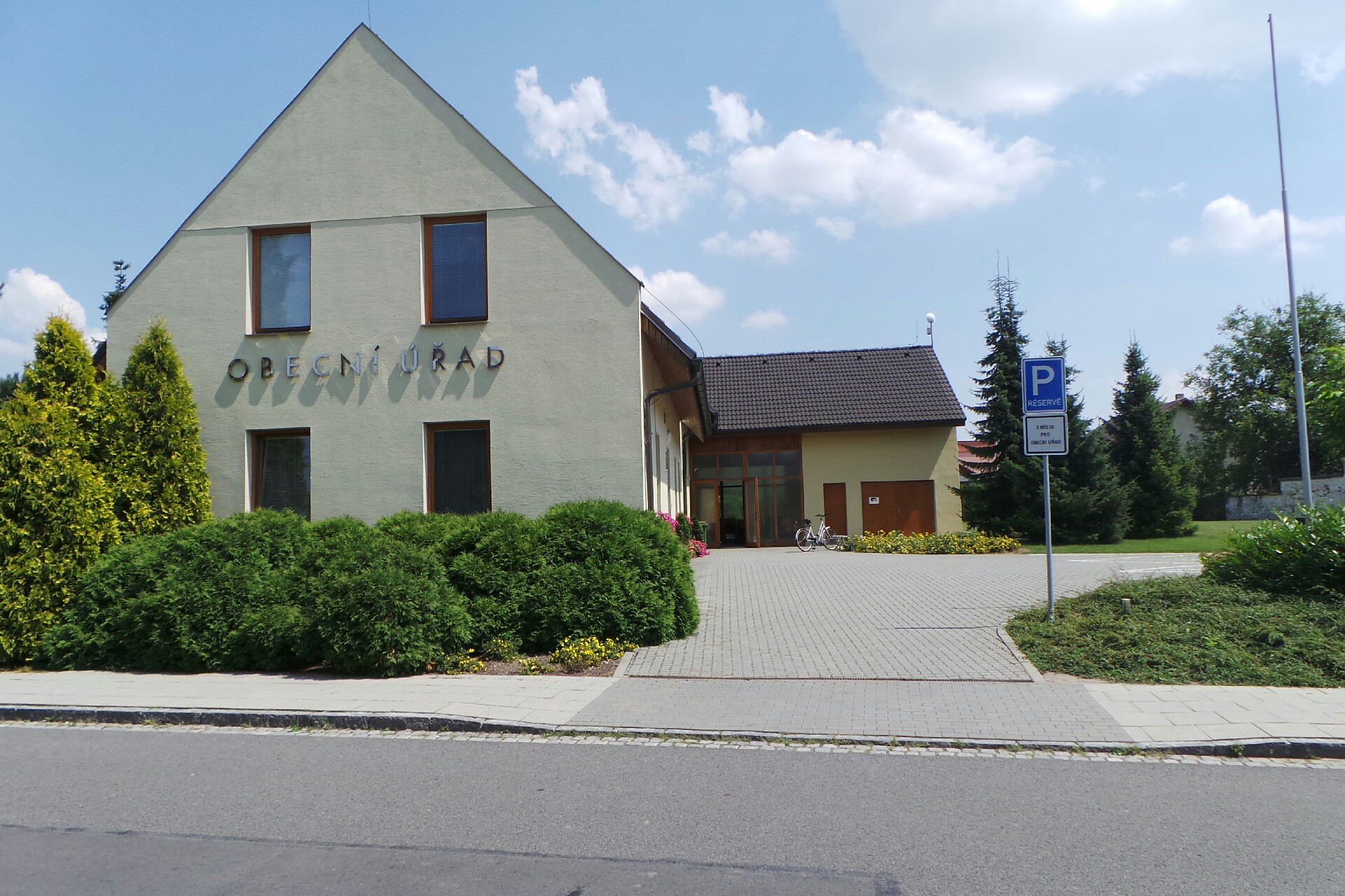 Úřad městské části Malé Hoštice