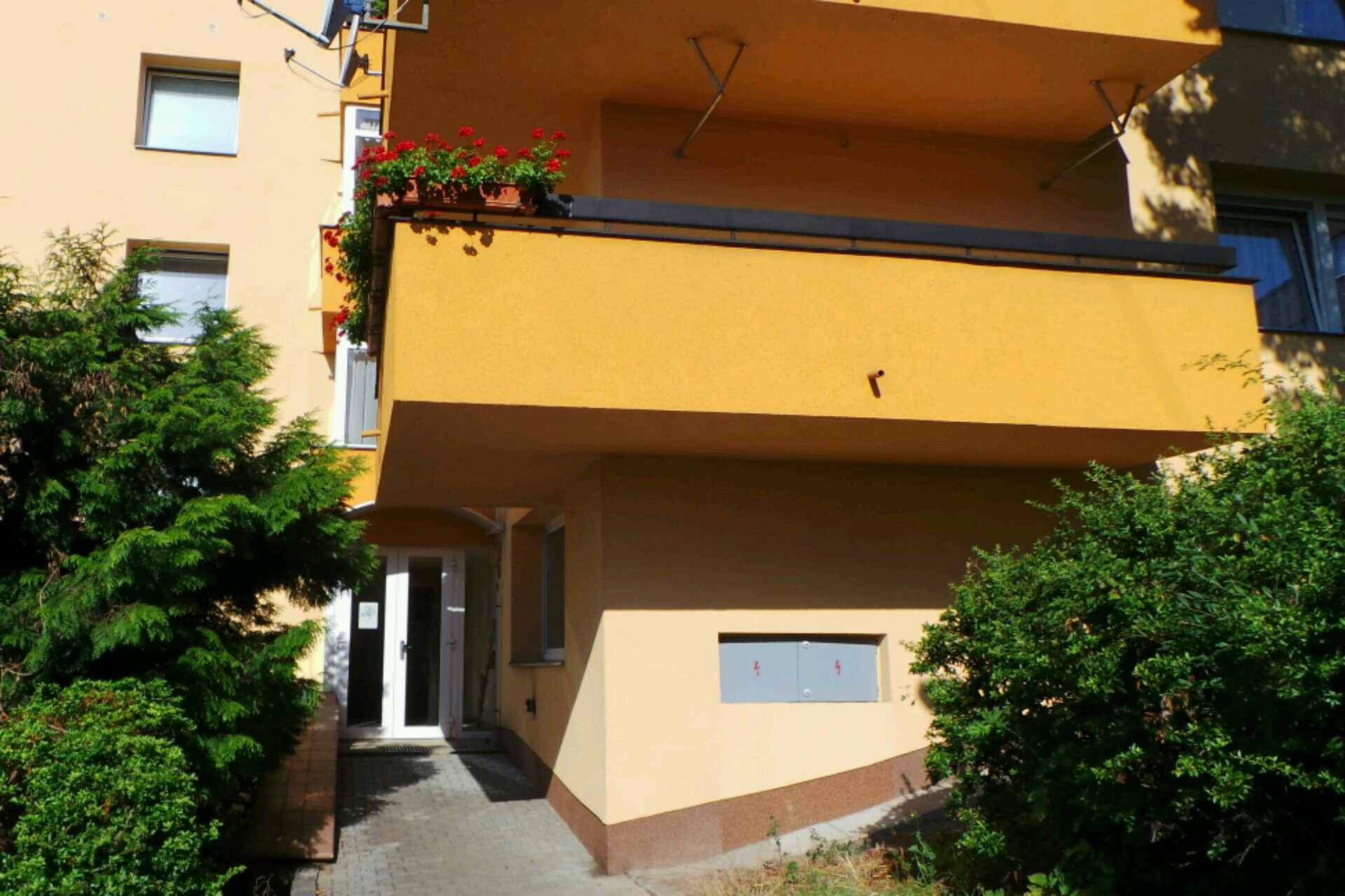Remax SH montáže, s.r.o.