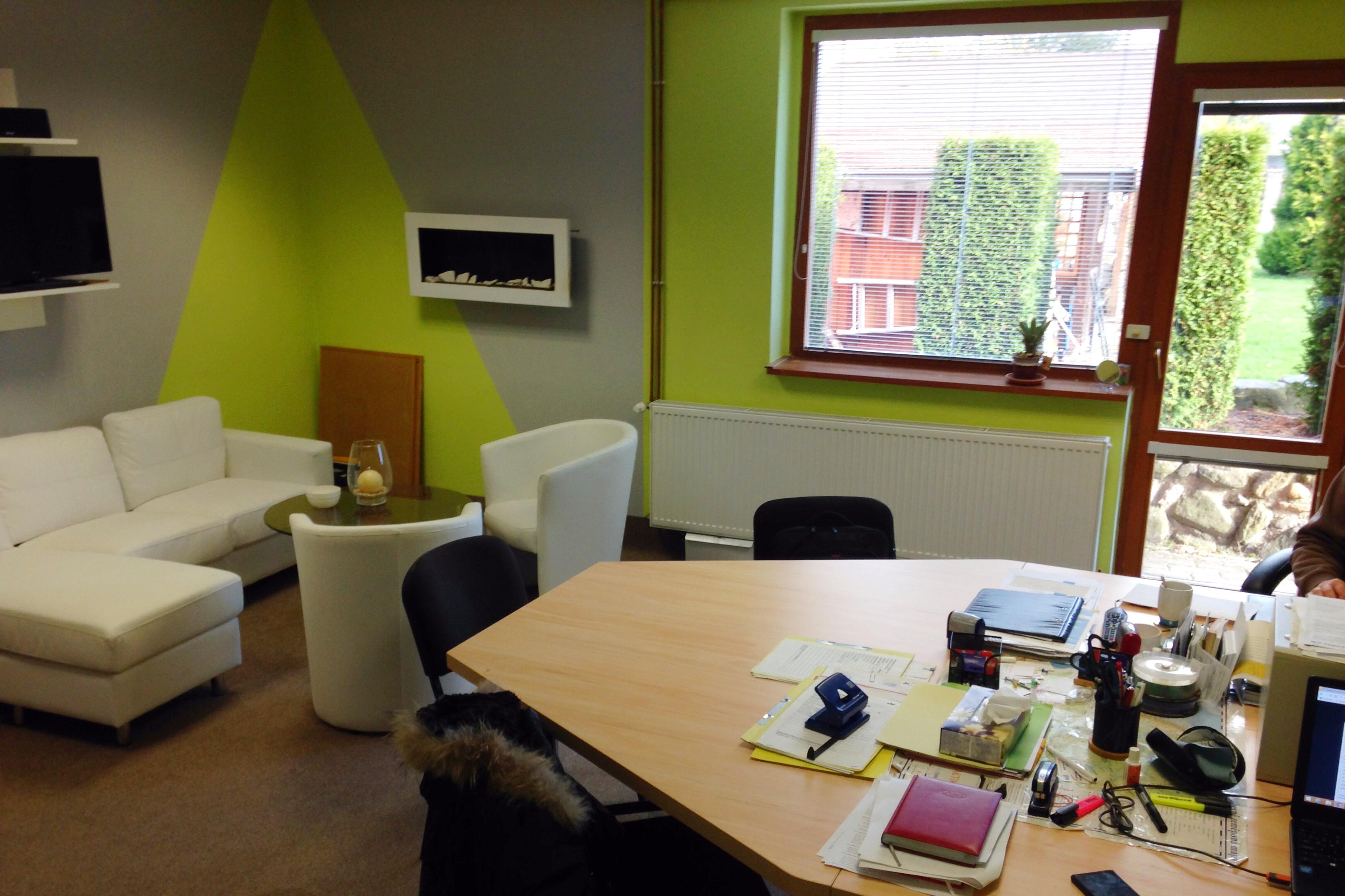 Nehody-pomoc, s.r.o.