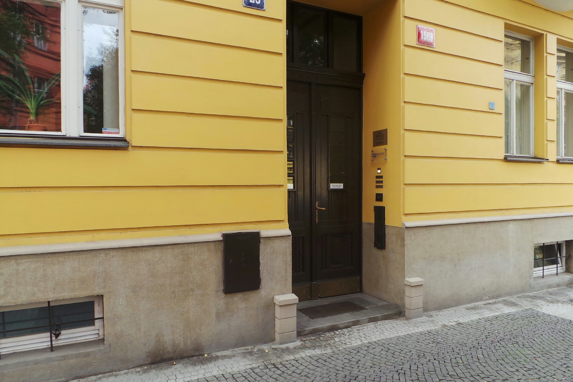 Mgr. Vít Brožek, advokát