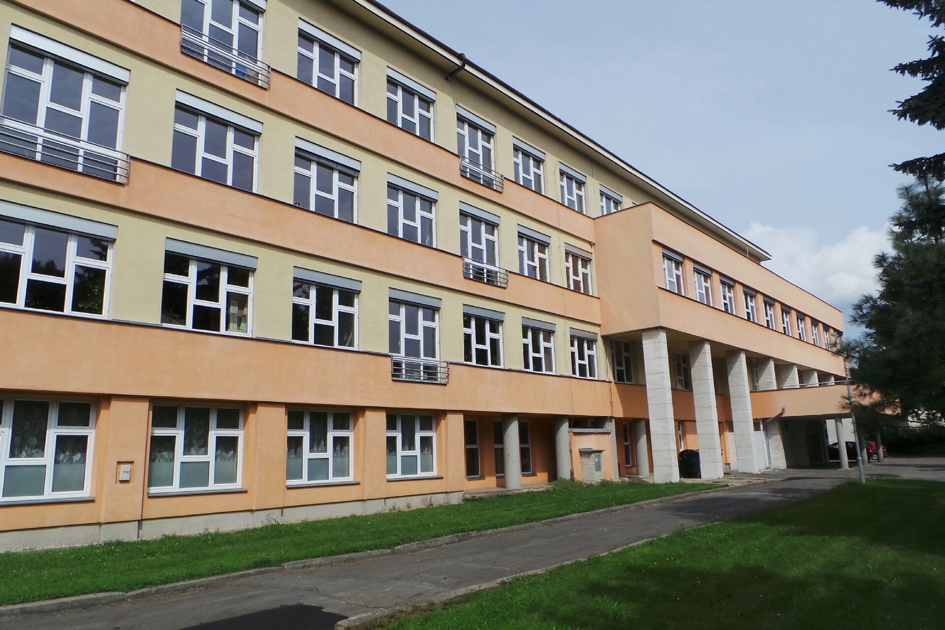 ZŠ, ZUŠ a MŠ Frýdlant - Purkyňova