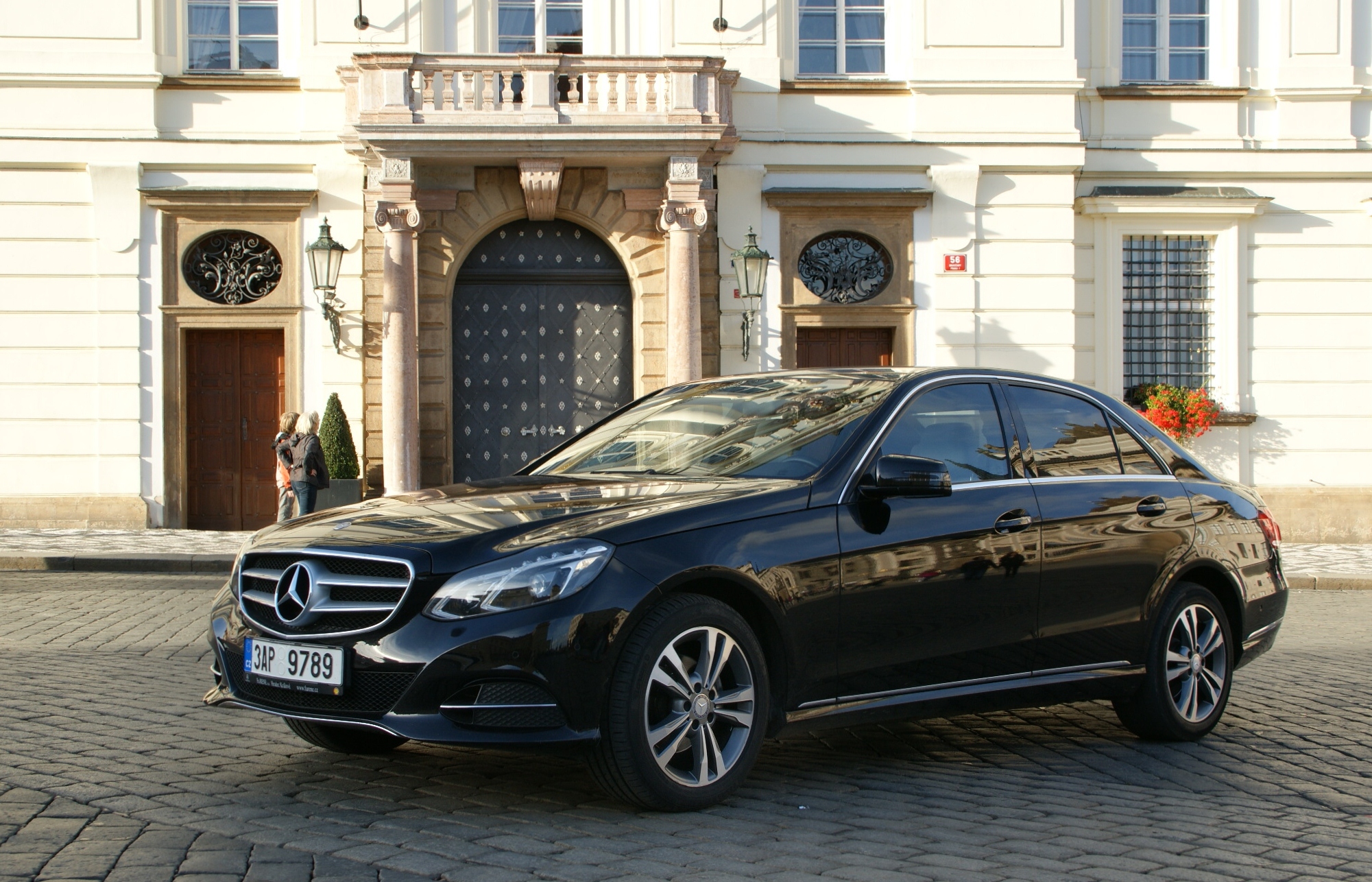 T-CAR LIMOUSINE SERVICE foto 5