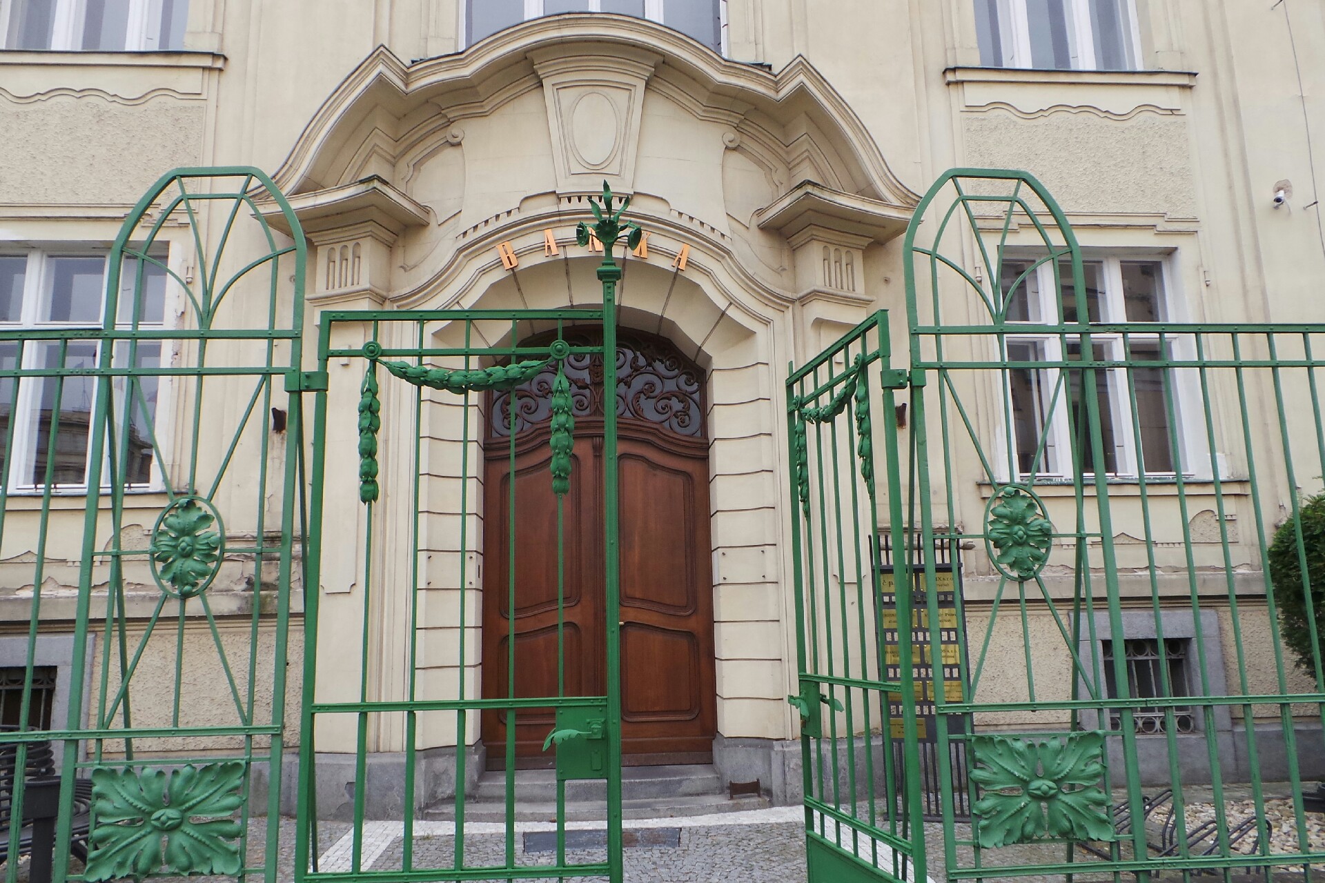 PORFINA, spol. s r.o.