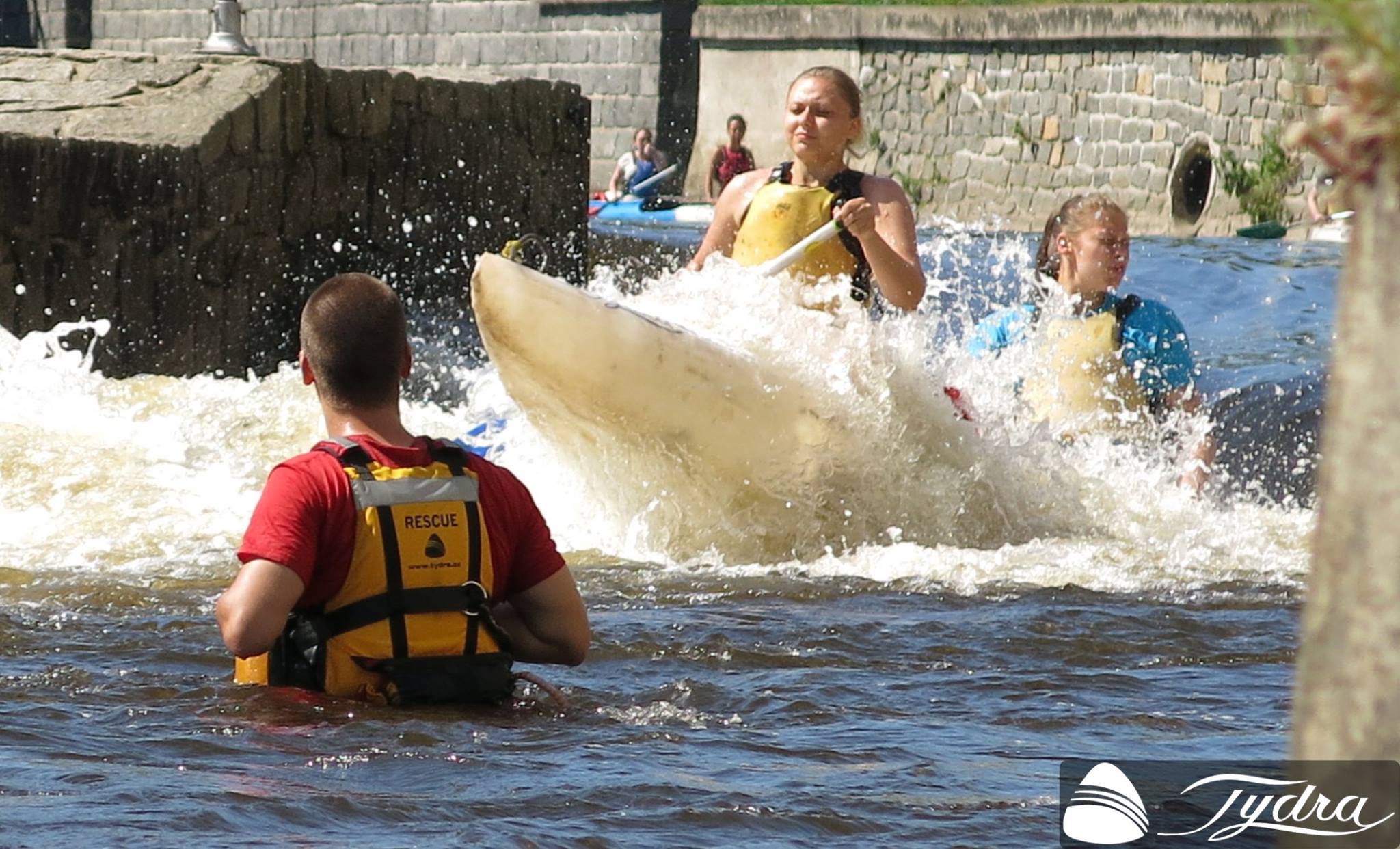Tydra - Půjčovna lodí a raftů Morava foto 3