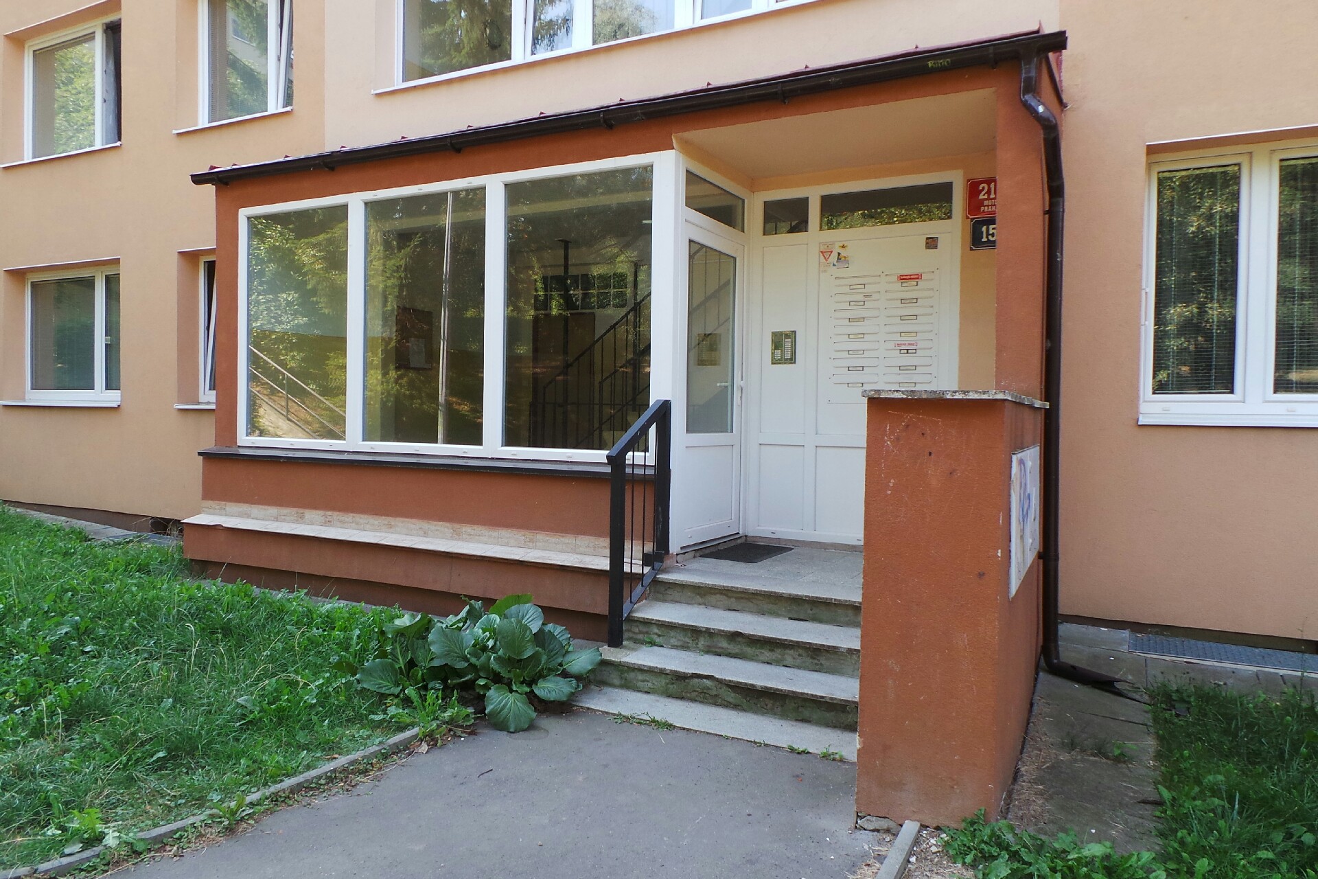 SPEKTRUM MEDIA - Party technika