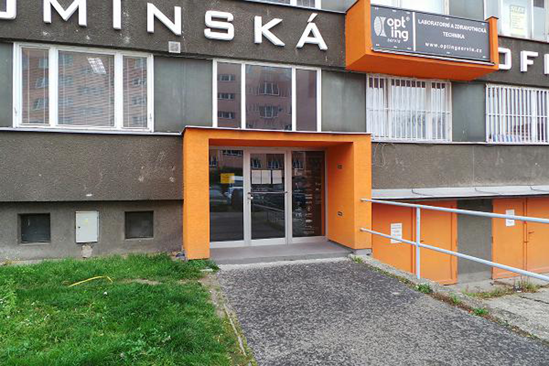 Mgr. Bc. Barbora Studená